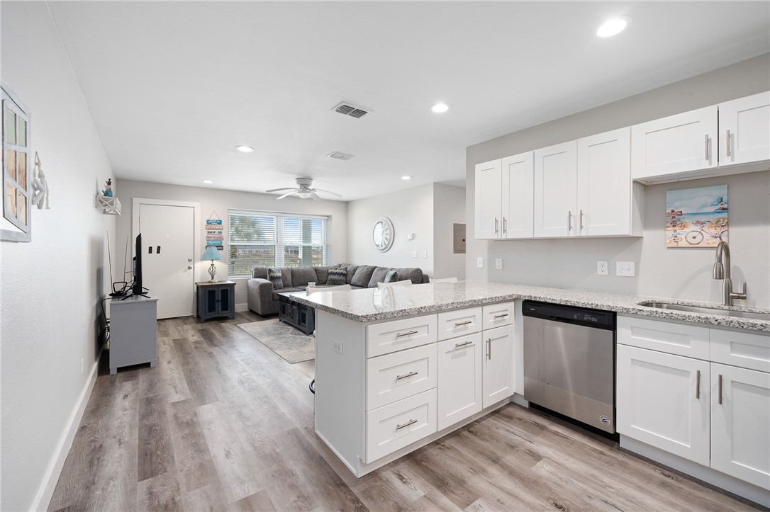 1107 E 11TH St H58
