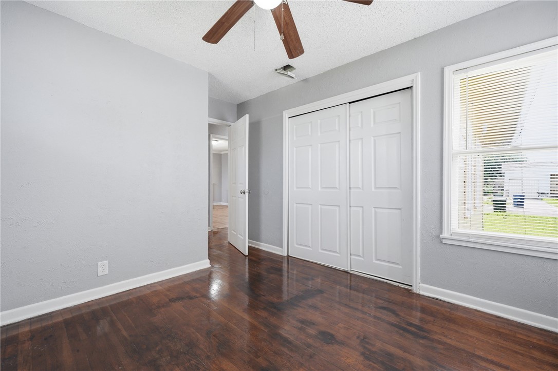 1113 Hazel Dr