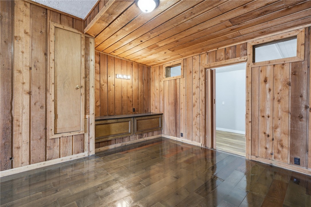 1113 Hazel Dr
