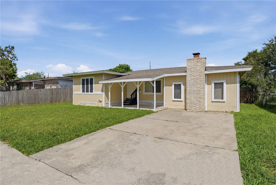 1113 Hazel Dr