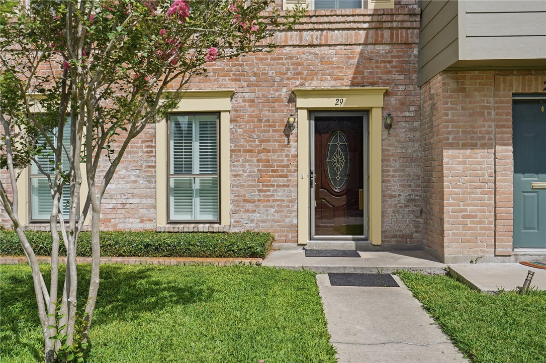 29 Townhouse