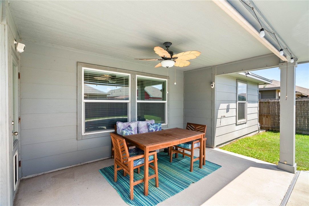 2201 Spoonbill Dr