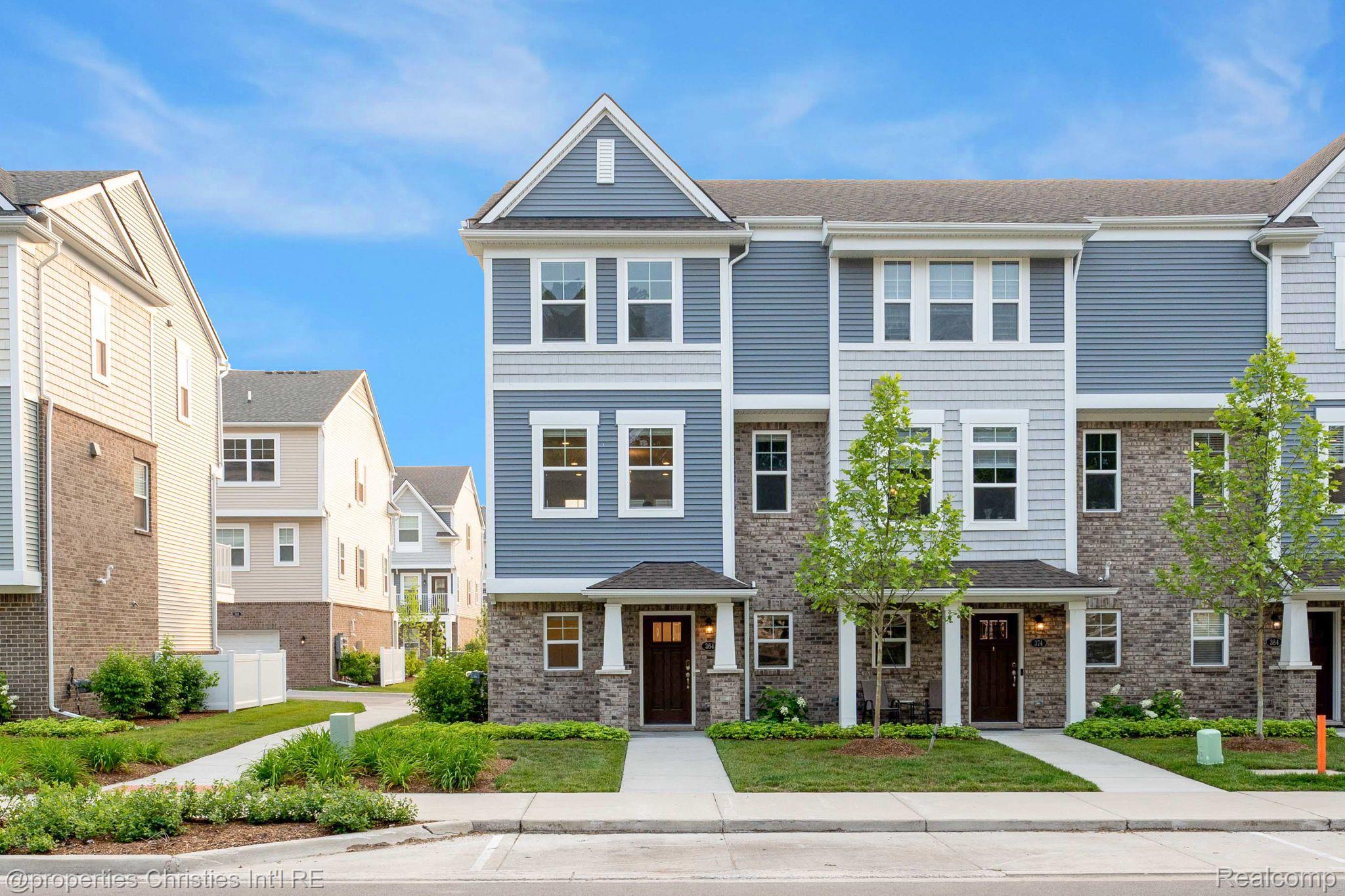 364 Heatherdale Lane