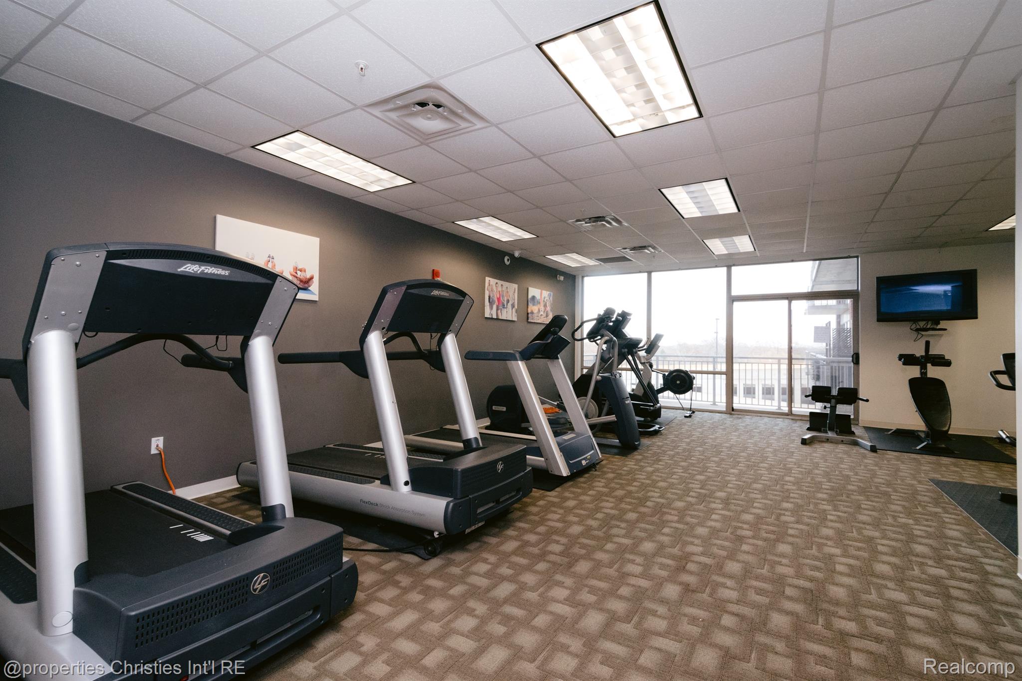 350 N MAIN Street Unit: 719