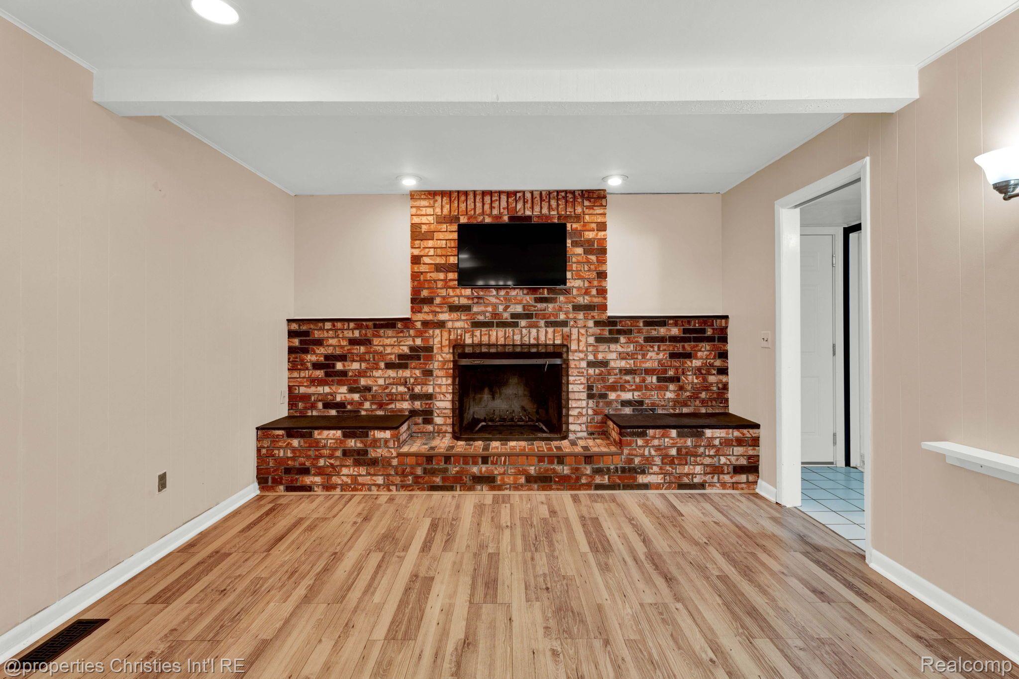 2049 SHORE HILL Drive