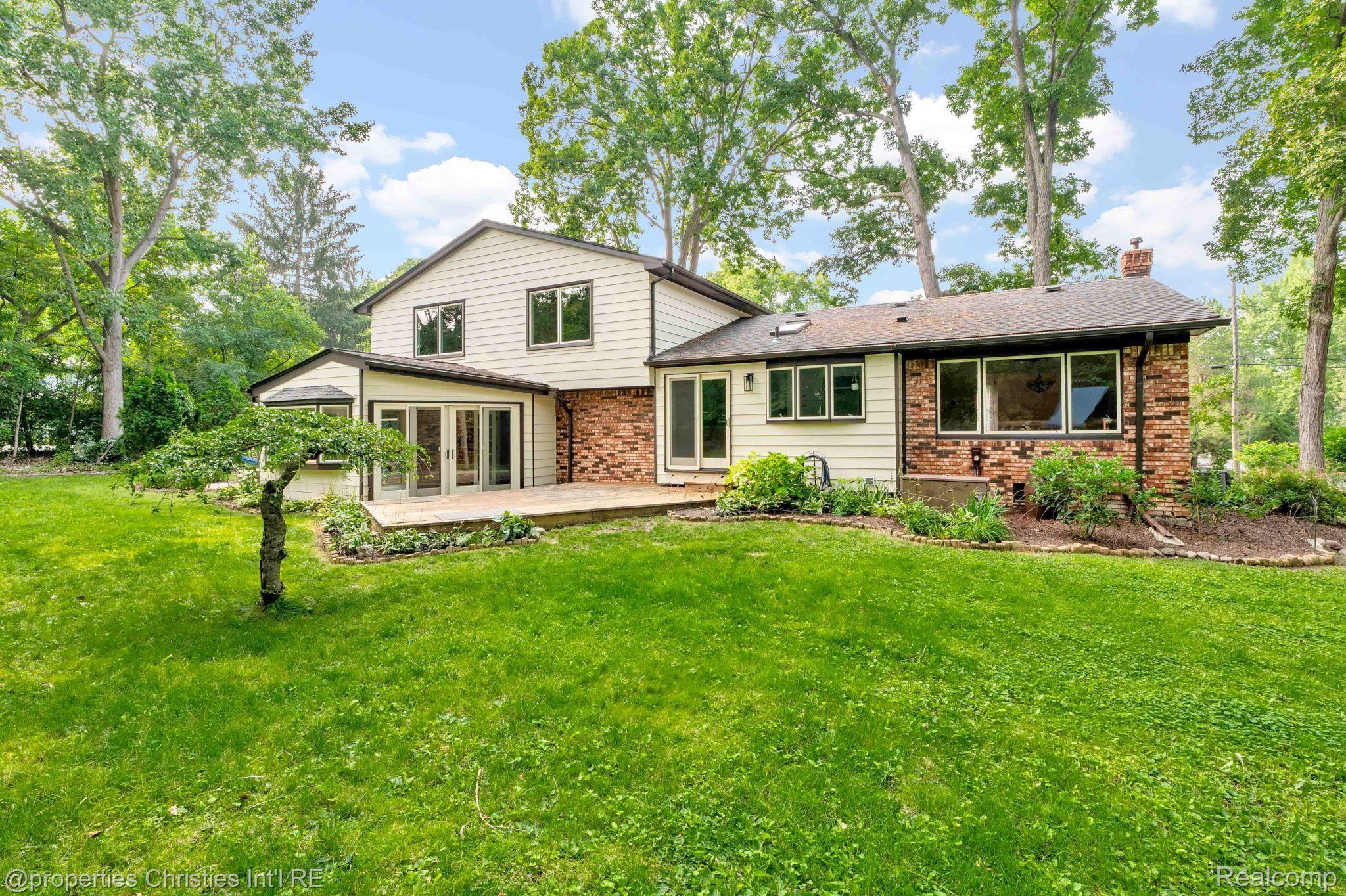 2049 SHORE HILL Drive