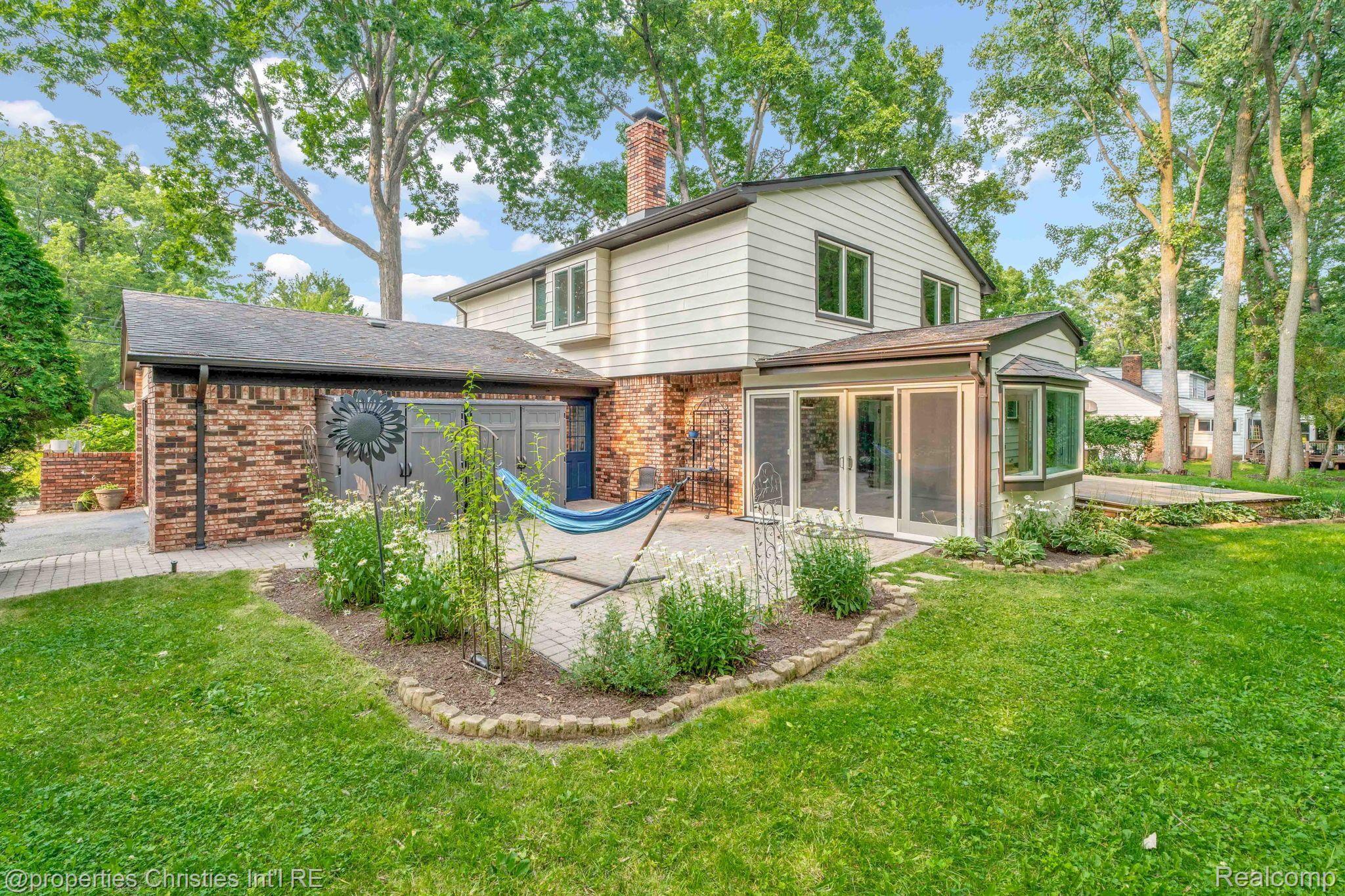 2049 SHORE HILL Drive