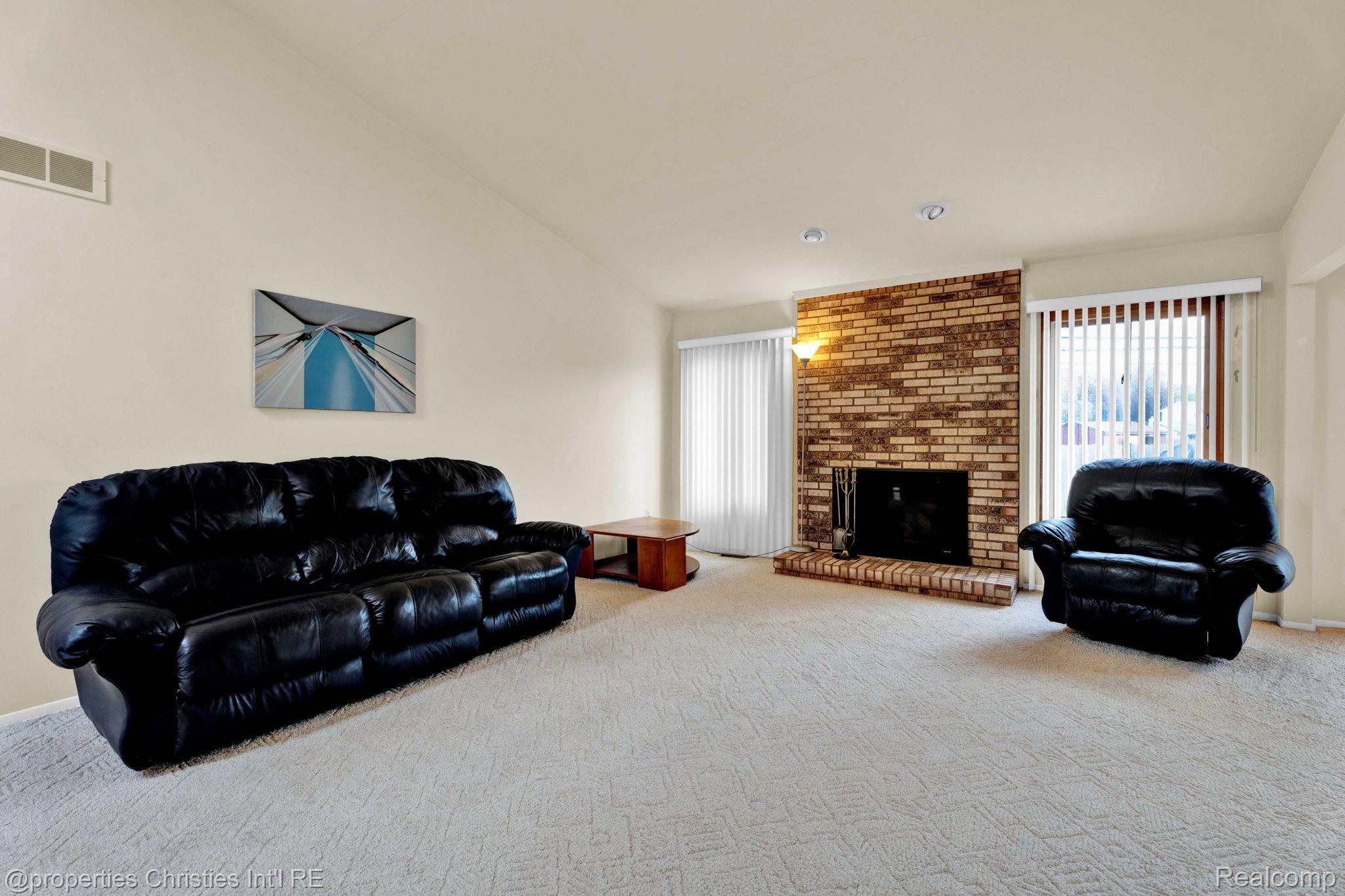 1736 LANGFORD Drive