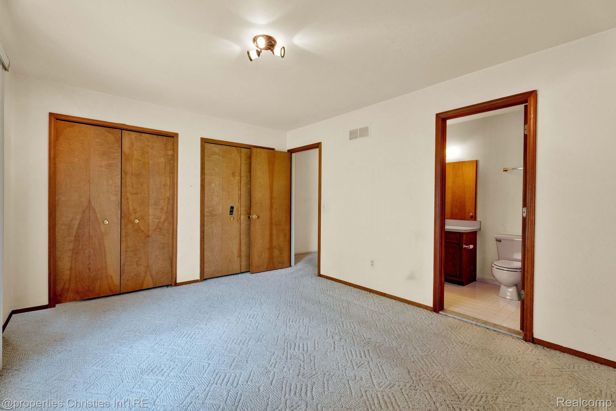 1736 LANGFORD Drive