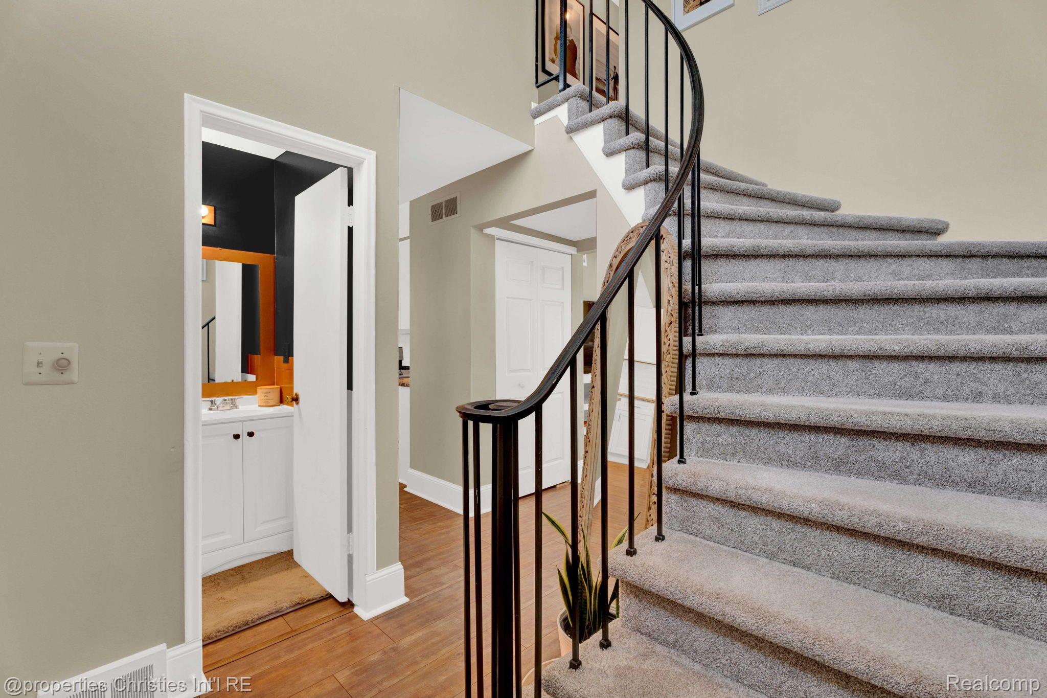 37473 CHARTER OAKS Boulevard