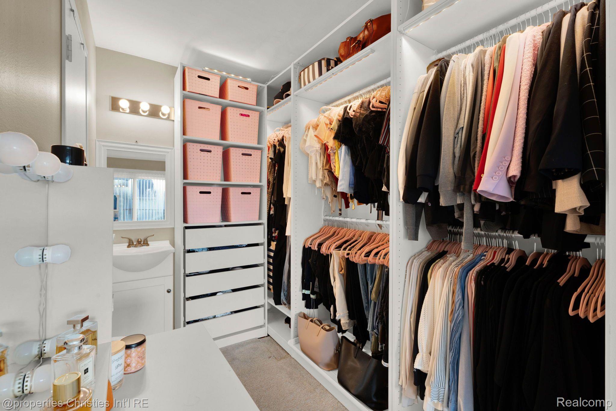 37473 CHARTER OAKS Boulevard