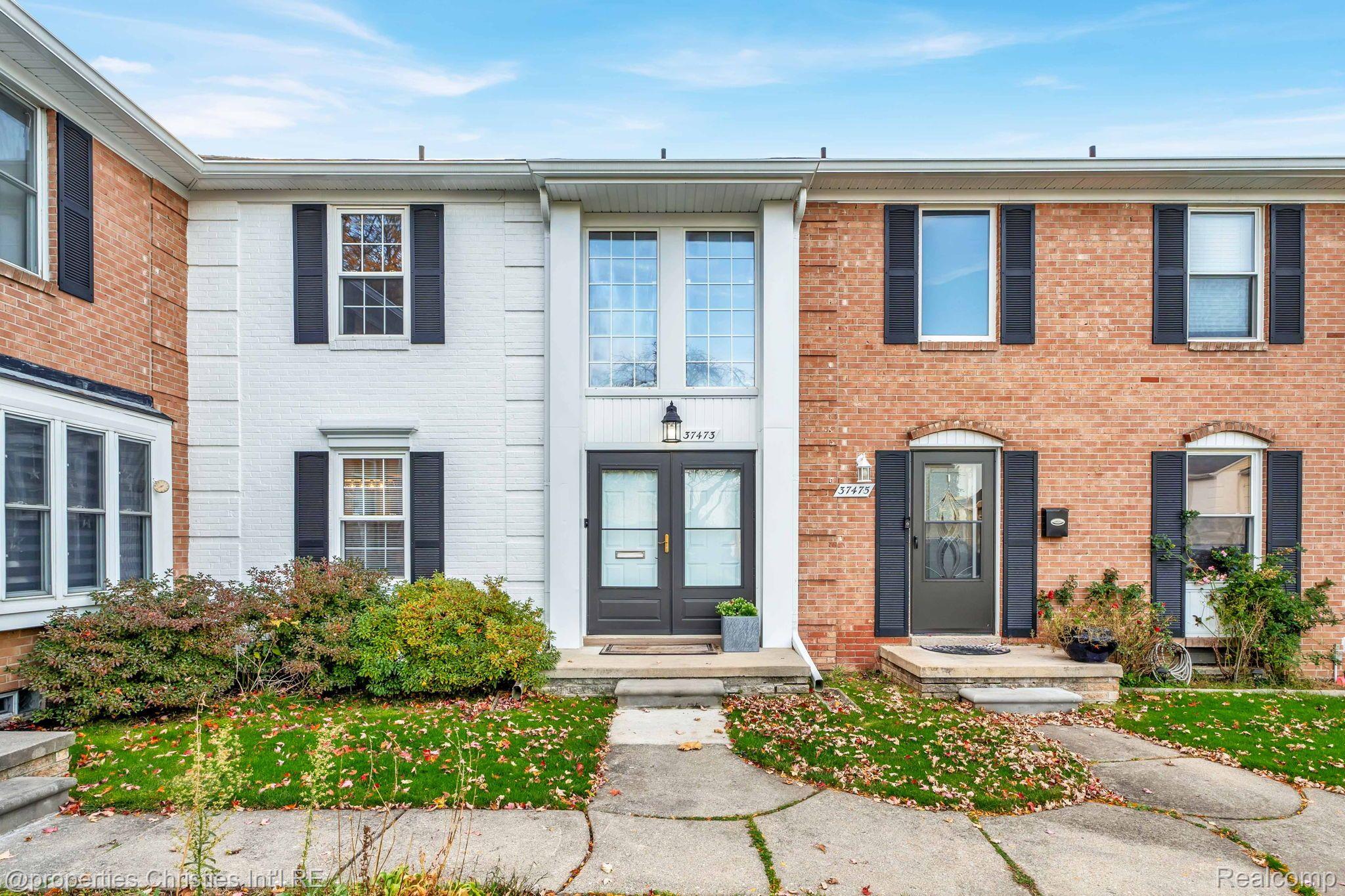 37473 CHARTER OAKS Boulevard