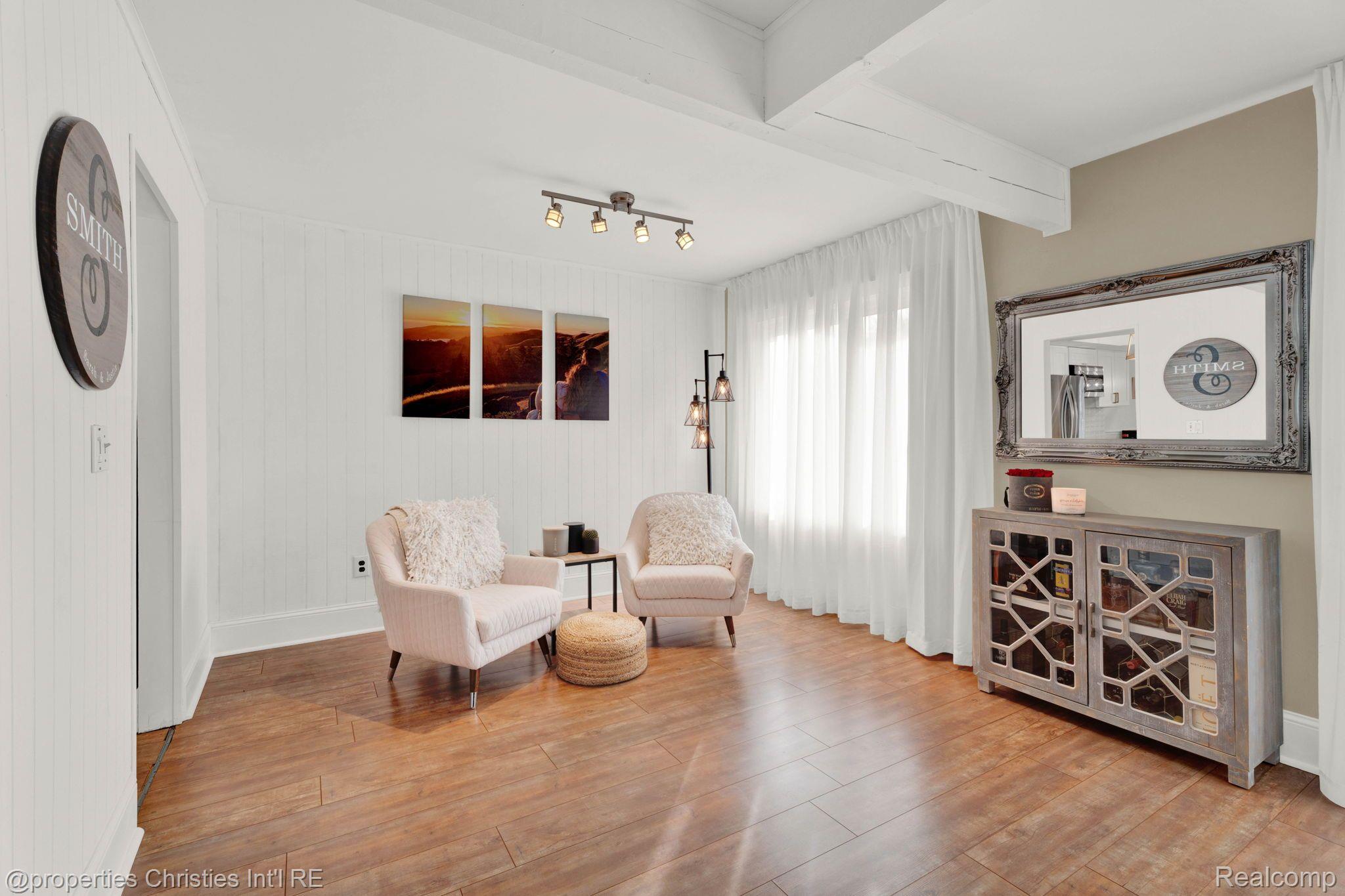 37473 CHARTER OAKS Boulevard