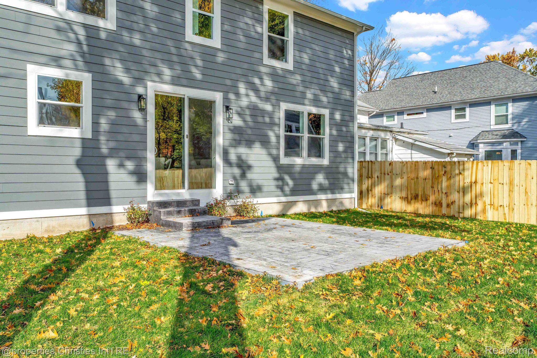 604 Forest Avenue