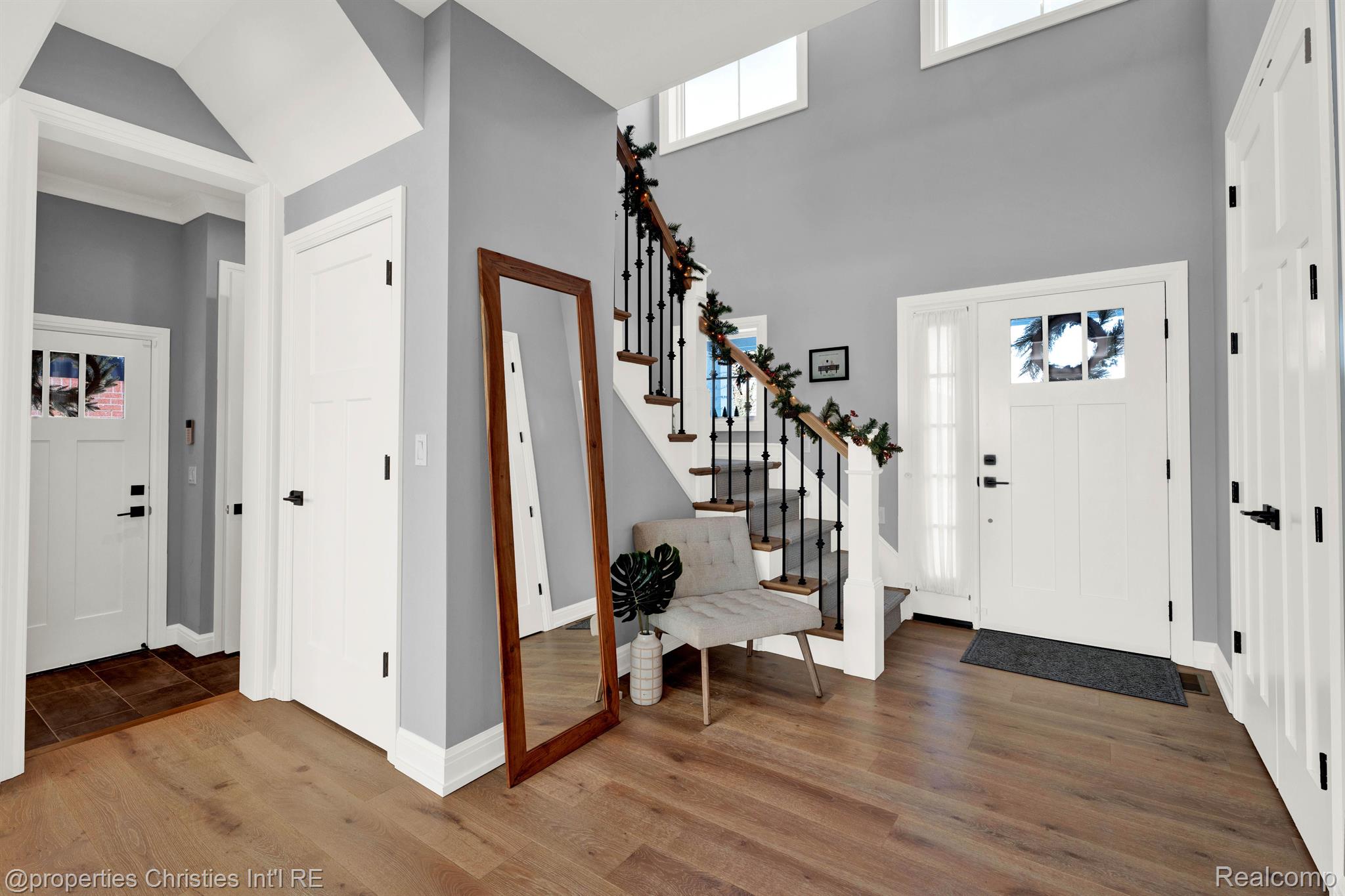 1613 POPLAR Avenue