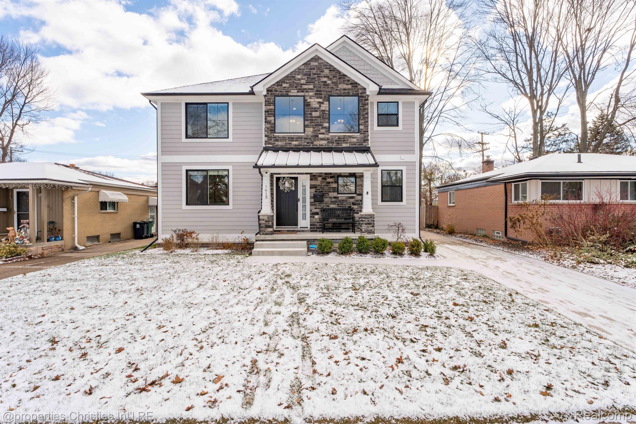 1613 POPLAR Avenue