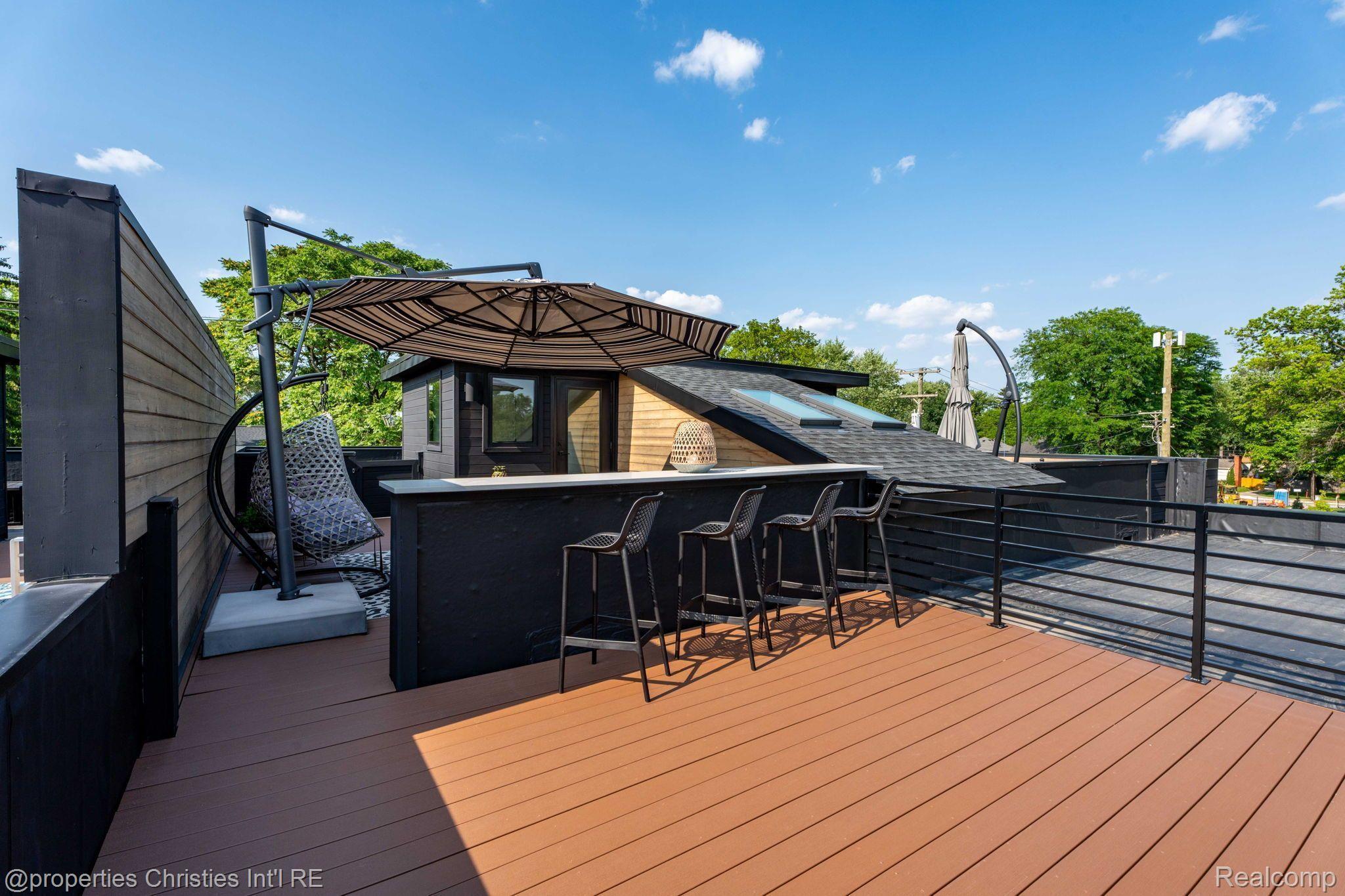 734 E Parent Avenue