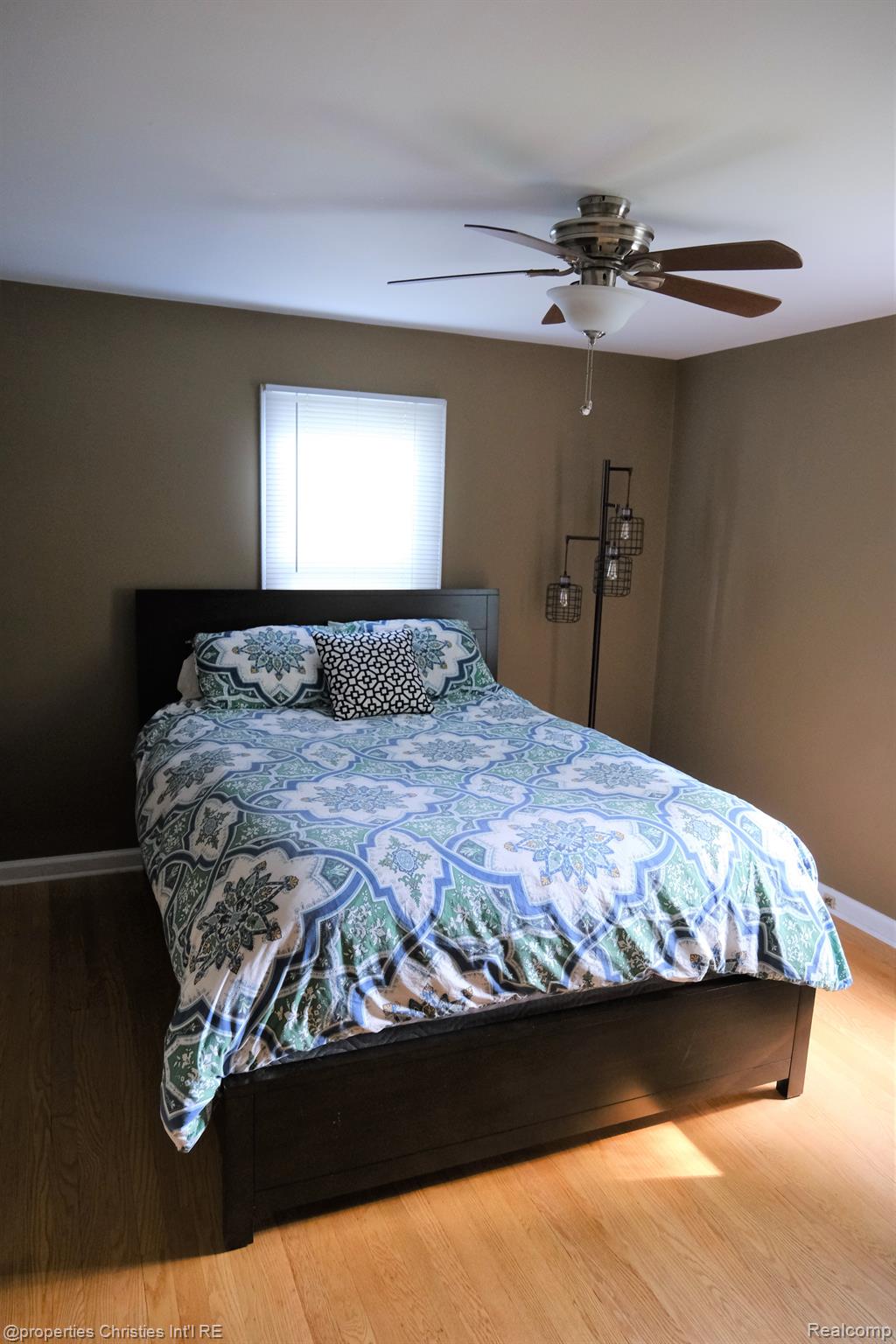 932 MARYWOOD Drive