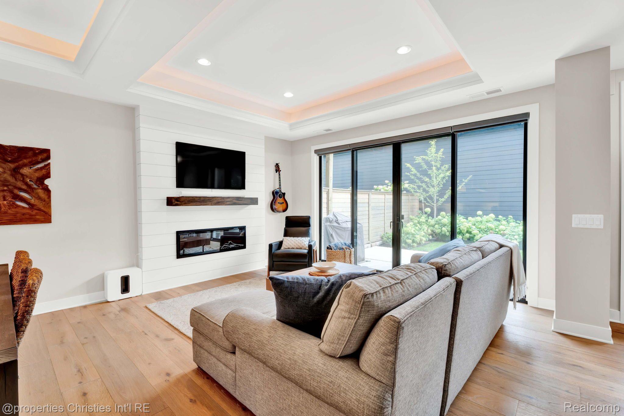 730 E Parent Avenue
