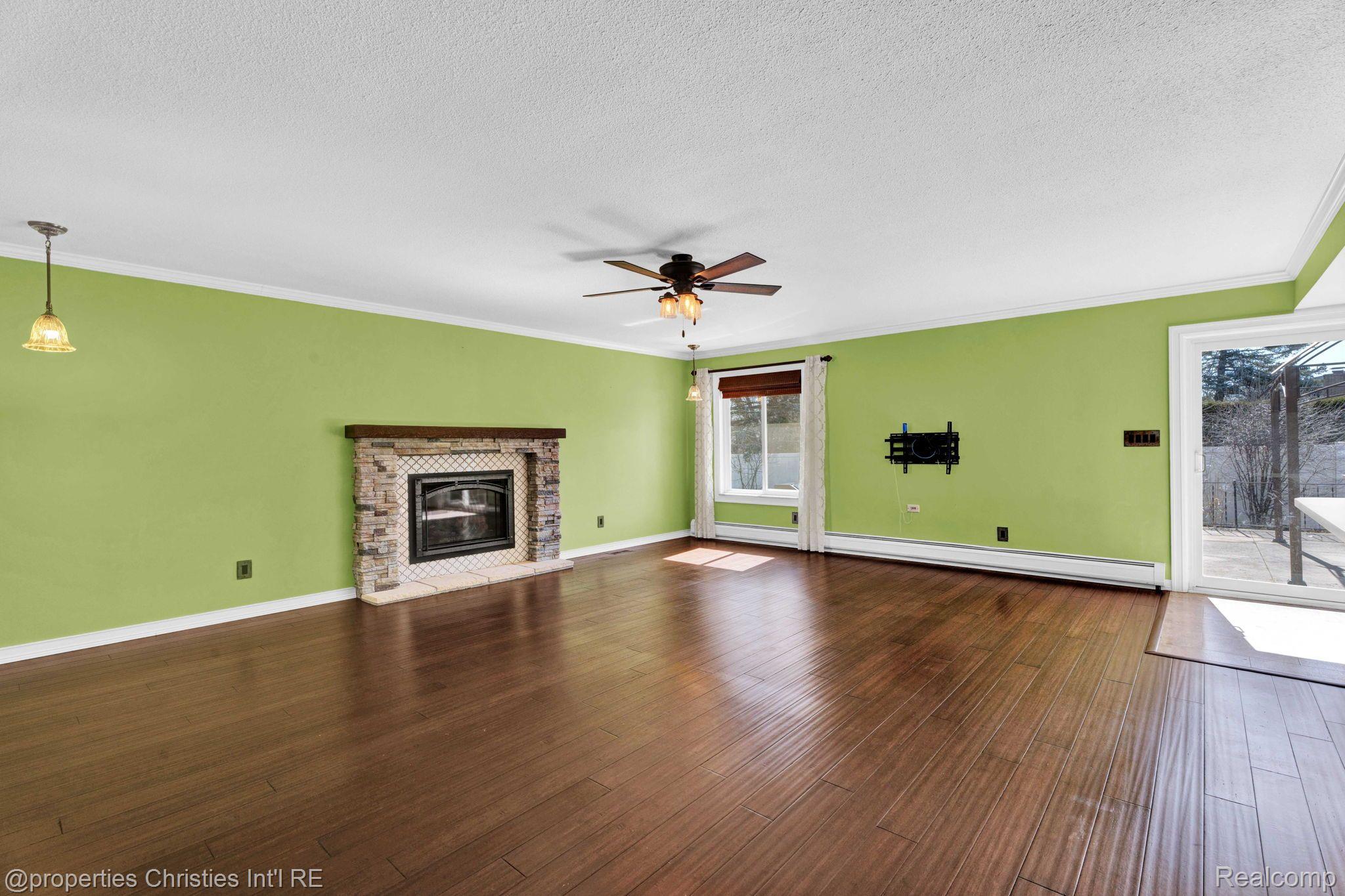 36106 Boyce Drive