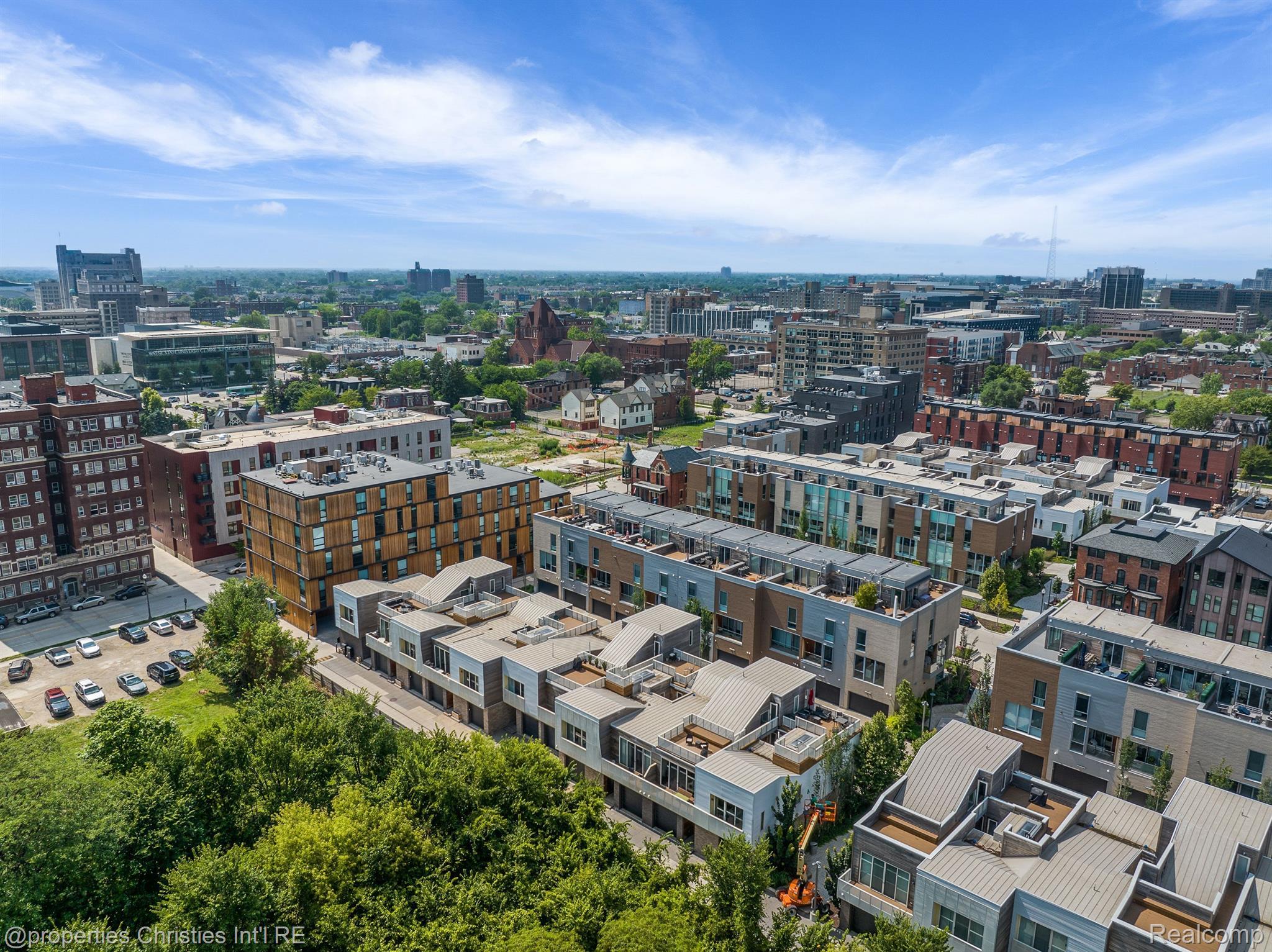 2654 John R Street 10