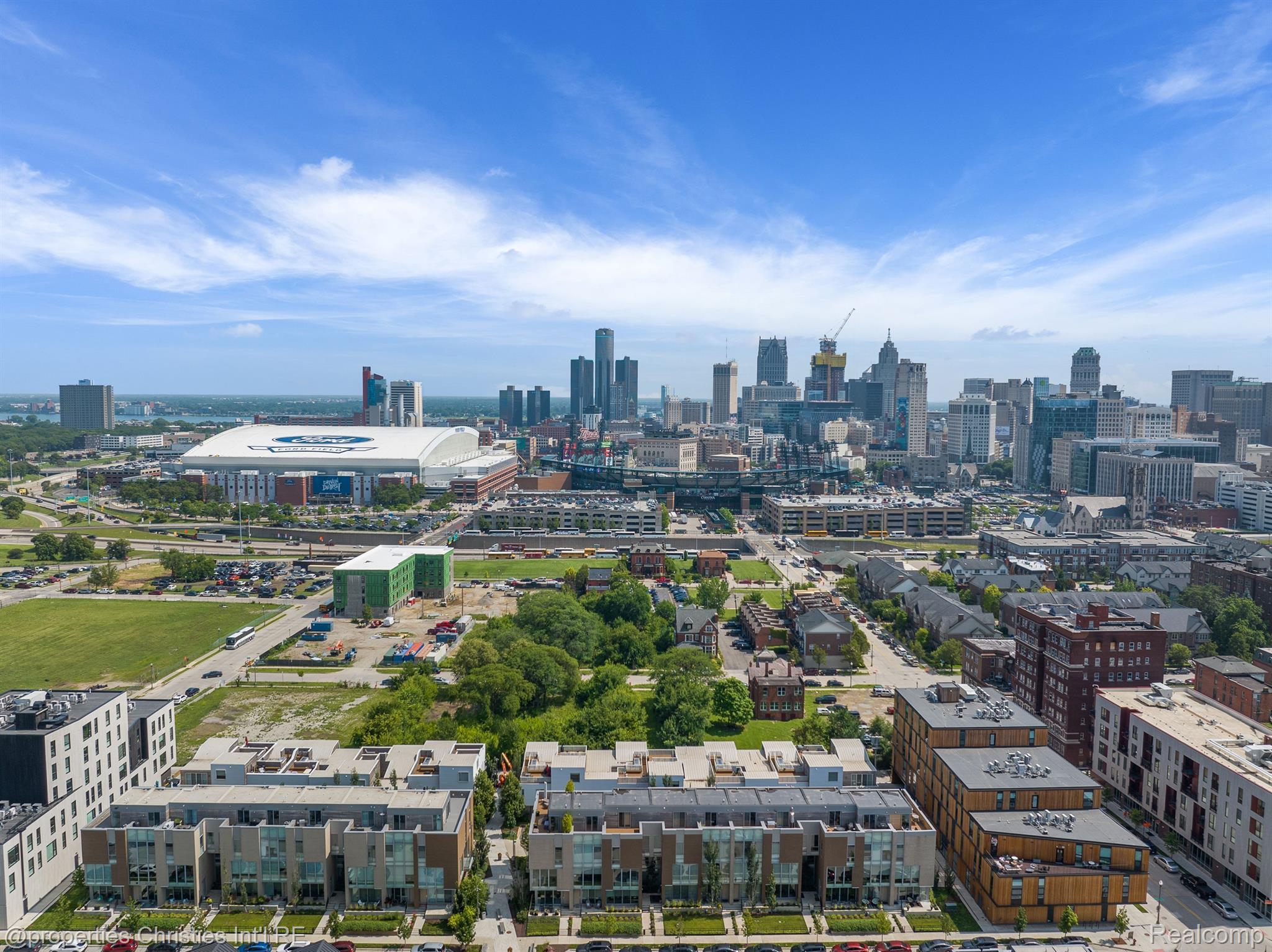 2654 John R Street 10