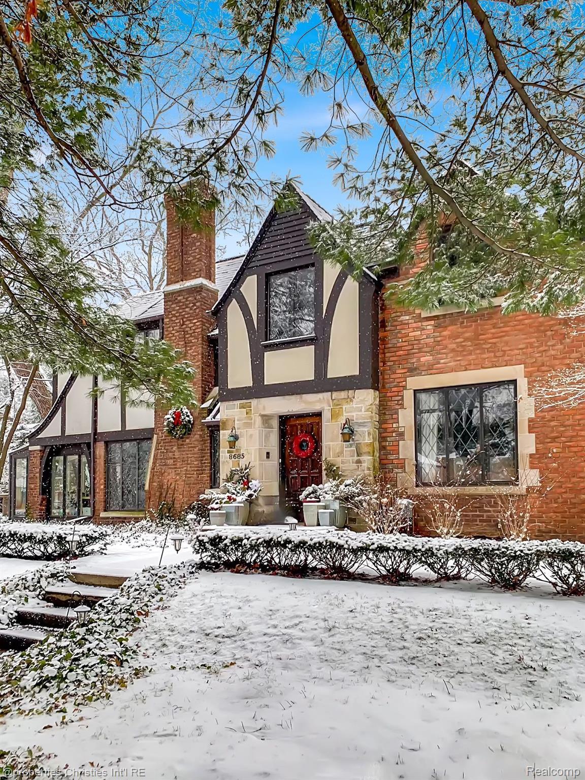 8685 Hendrie Boulevard