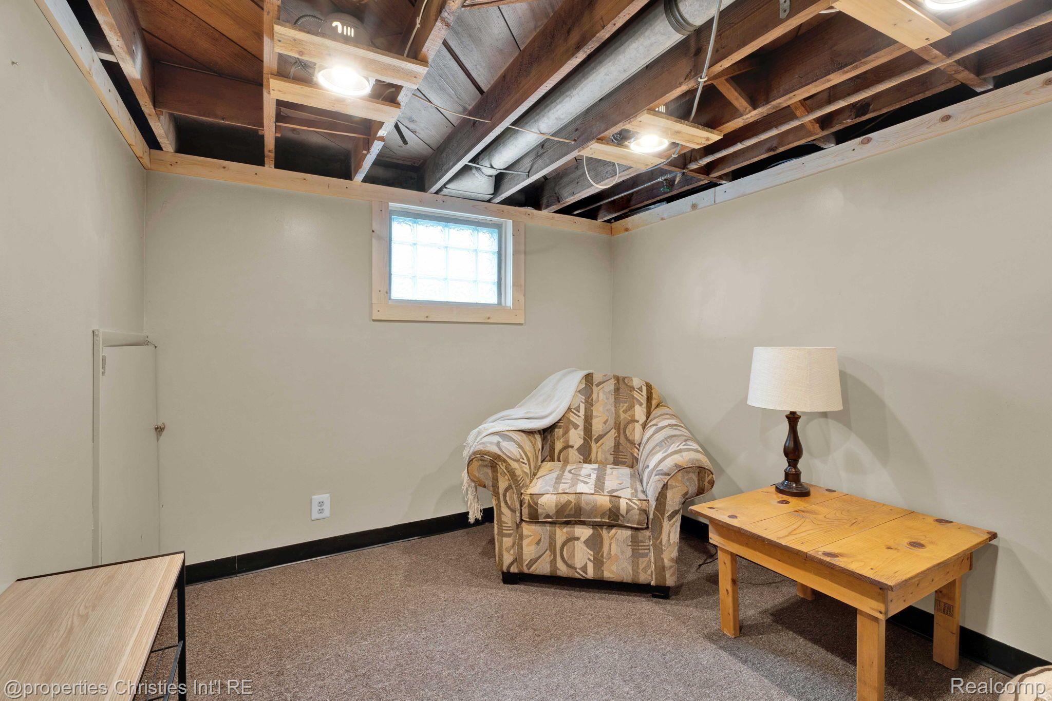 820 E 2nd Street