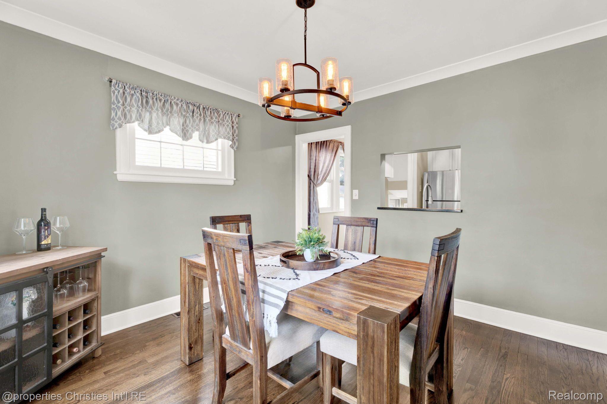 Dining area in the 3-bedroom Bungalow home for sale at 820 E 2nd Street, Royal Oak City, MI