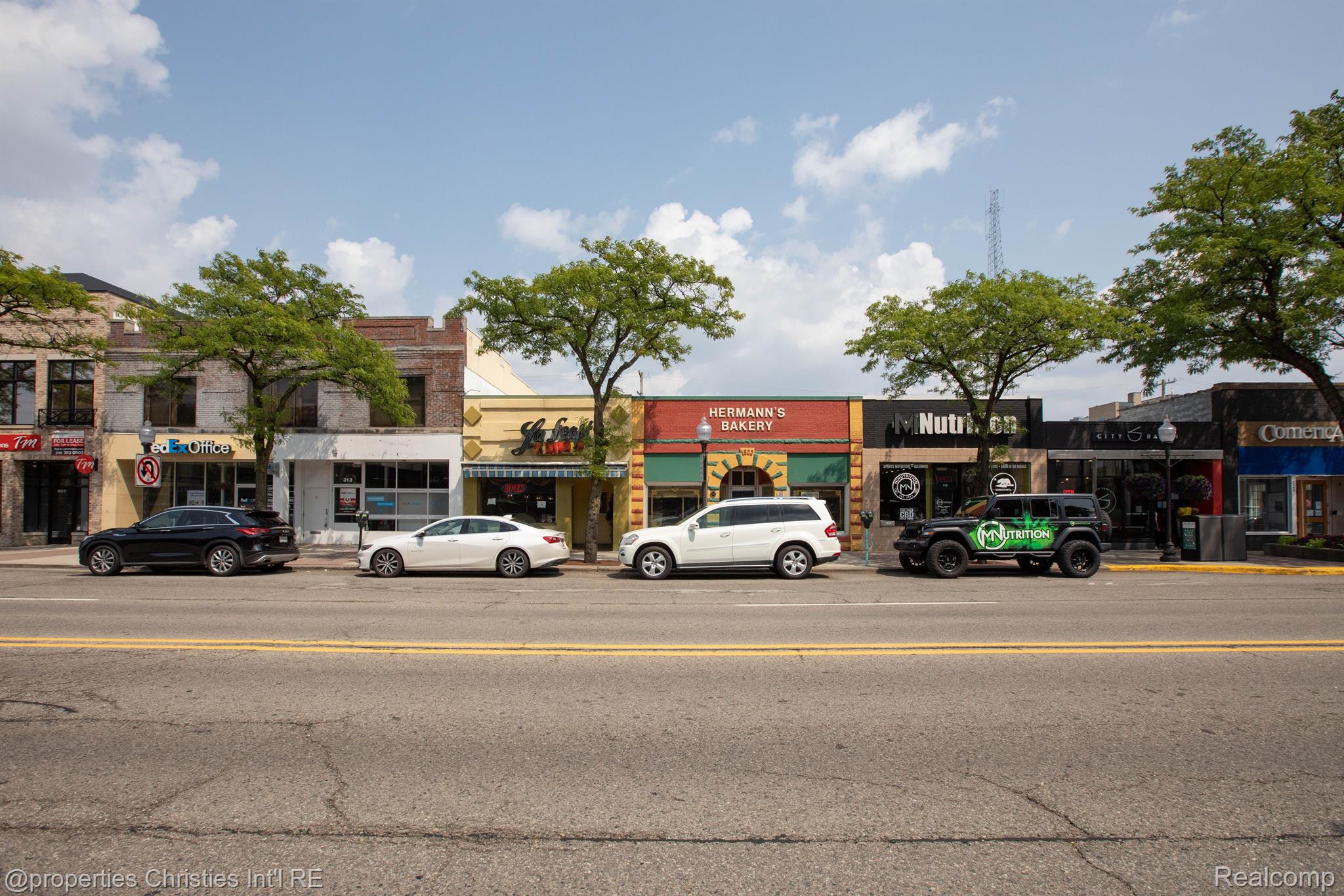 820 E 2nd Street