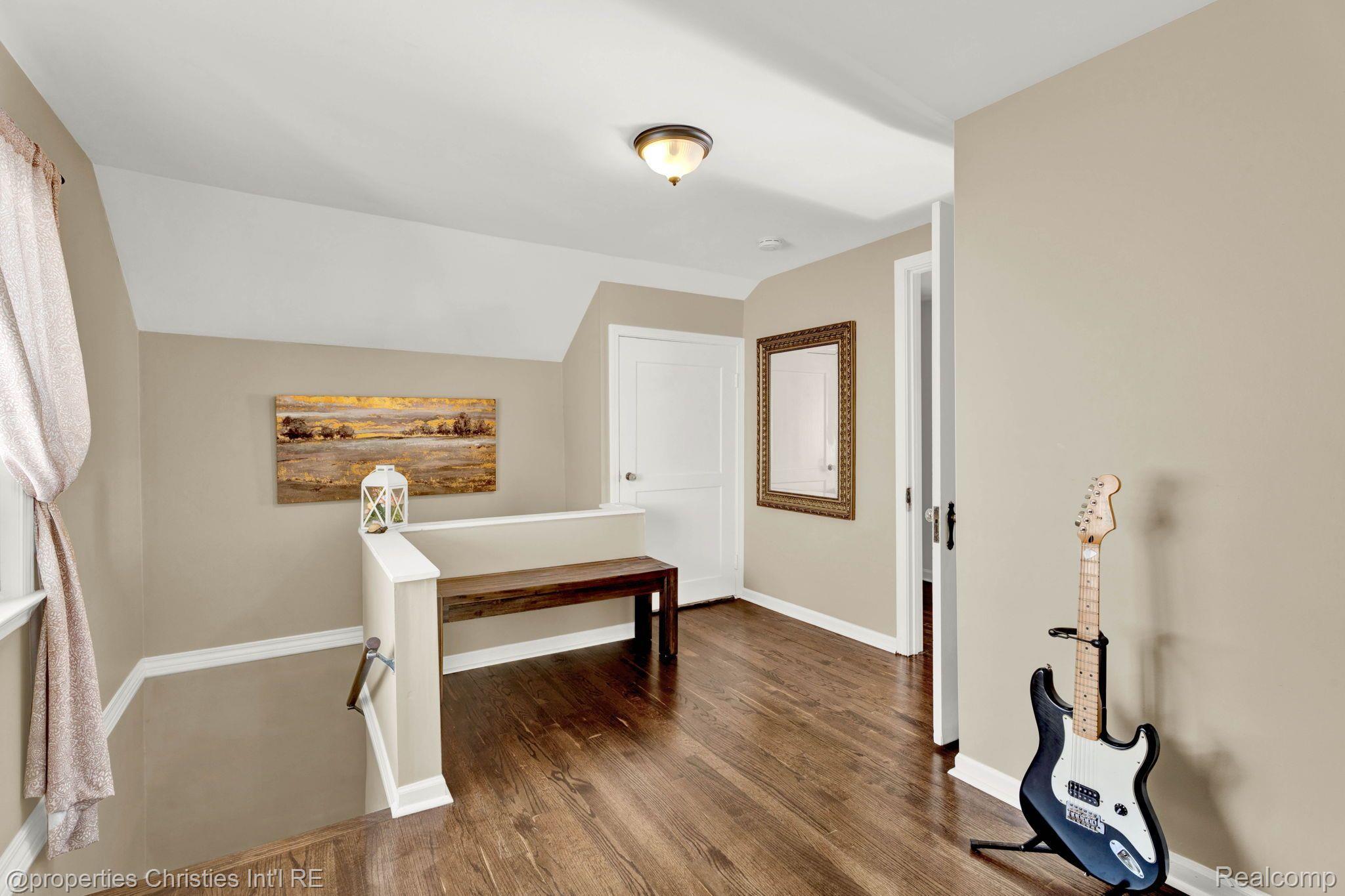 820 E 2nd Street