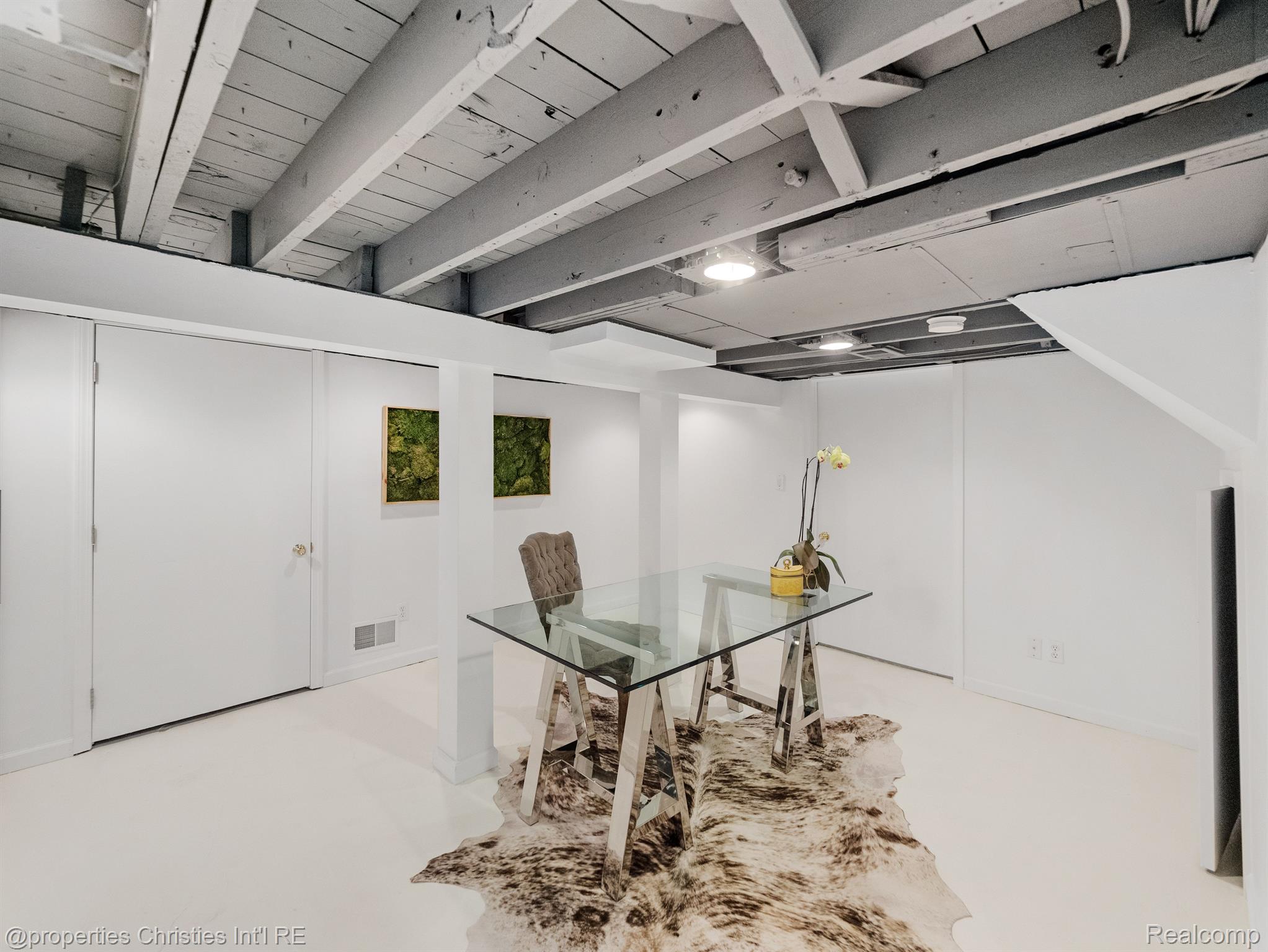 672 Chester Street
