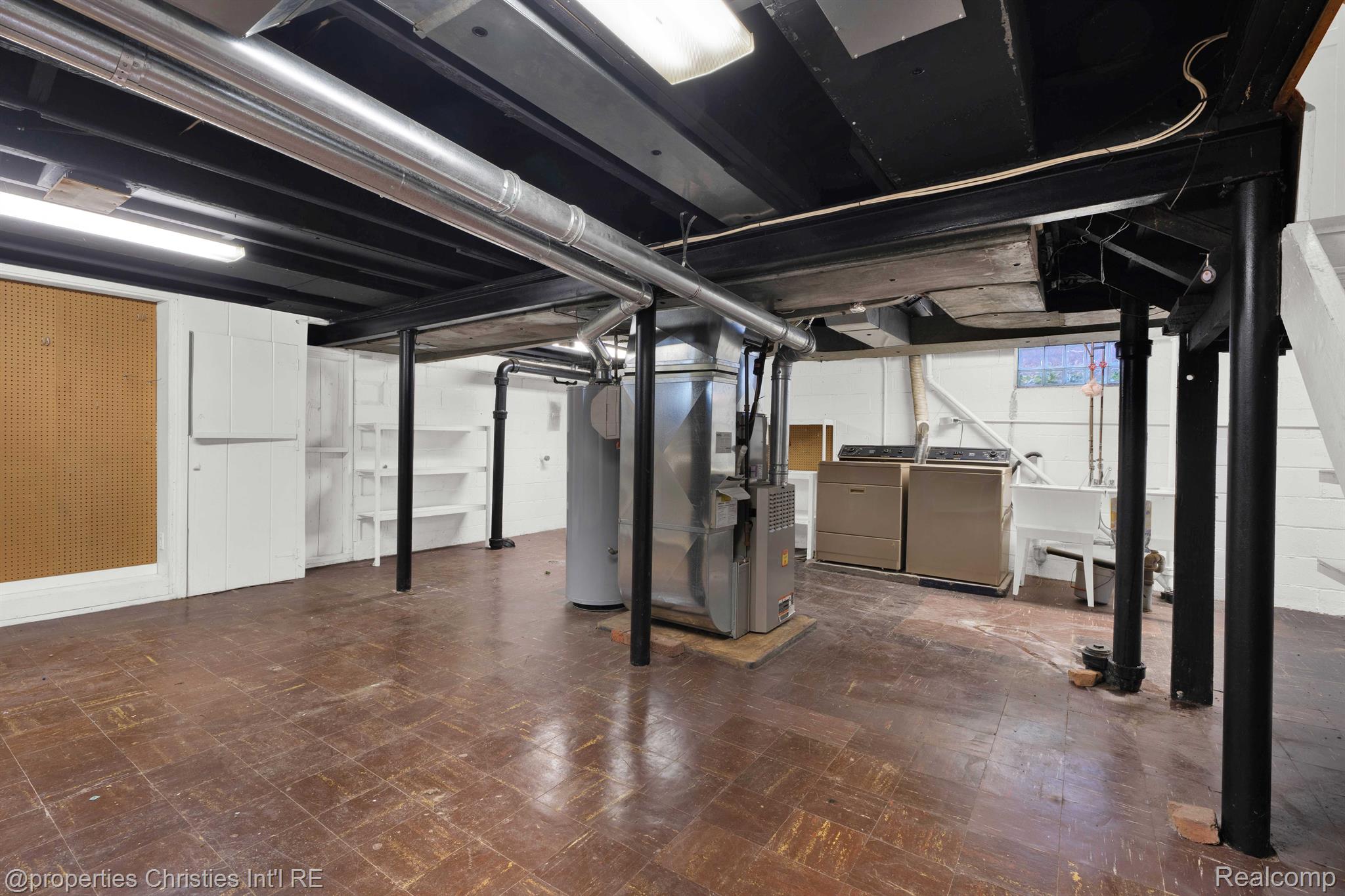 20150 LICHFIELD Road