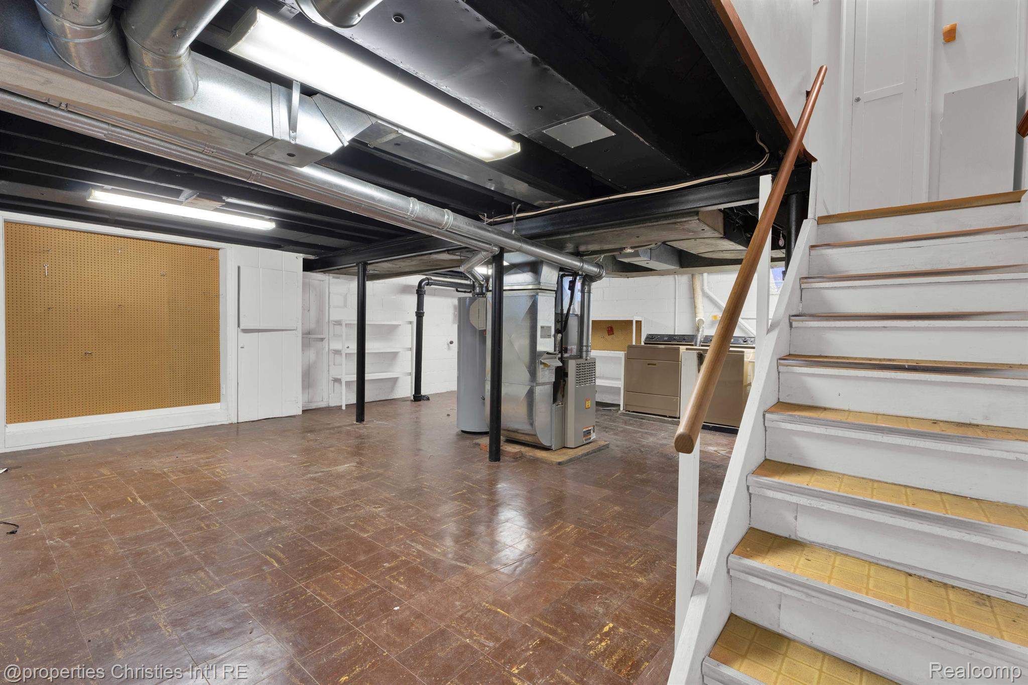 20150 LICHFIELD Road