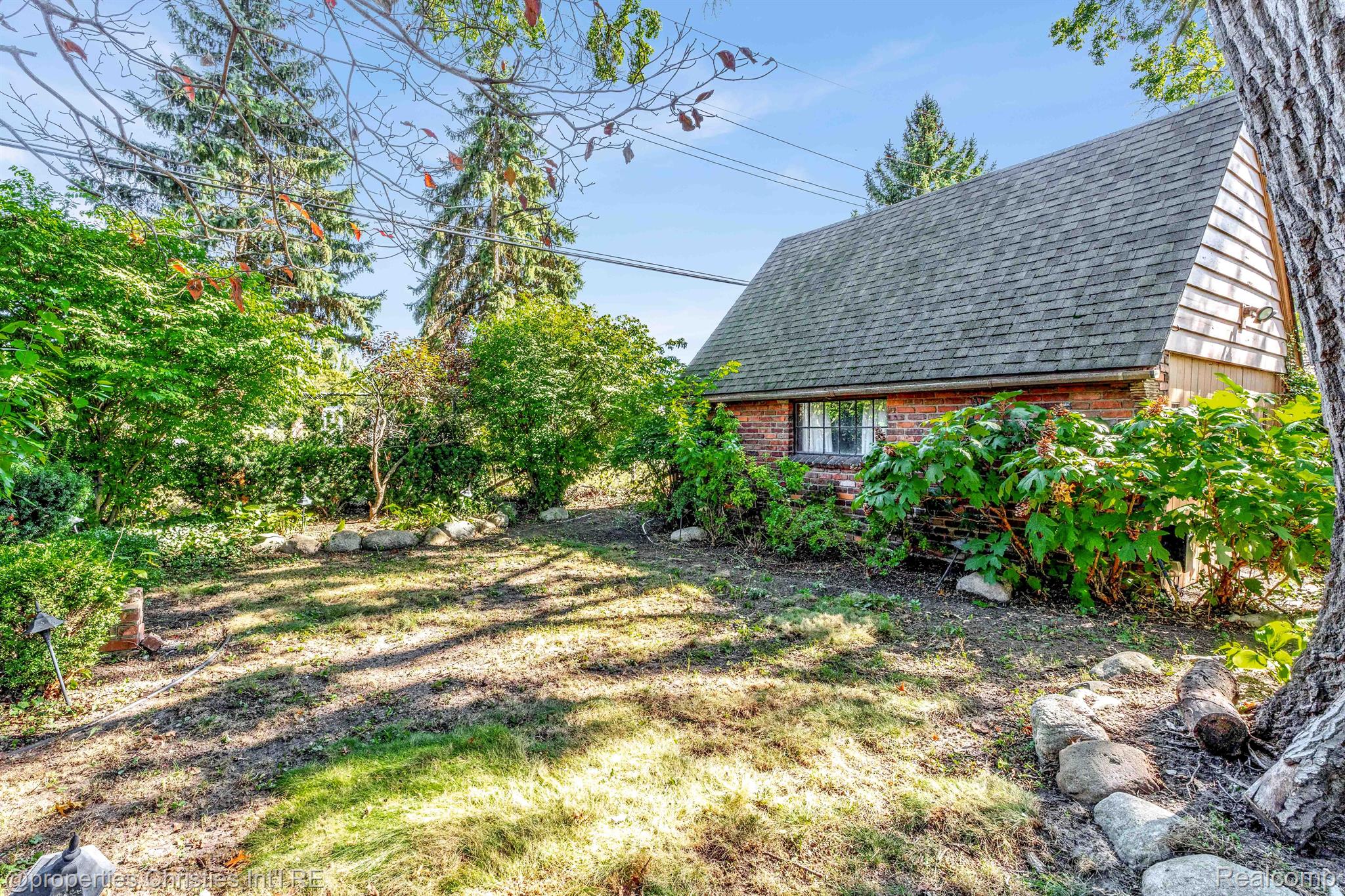 20150 LICHFIELD Road