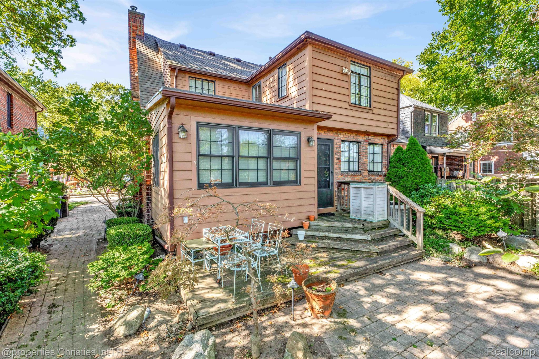 20150 LICHFIELD Road