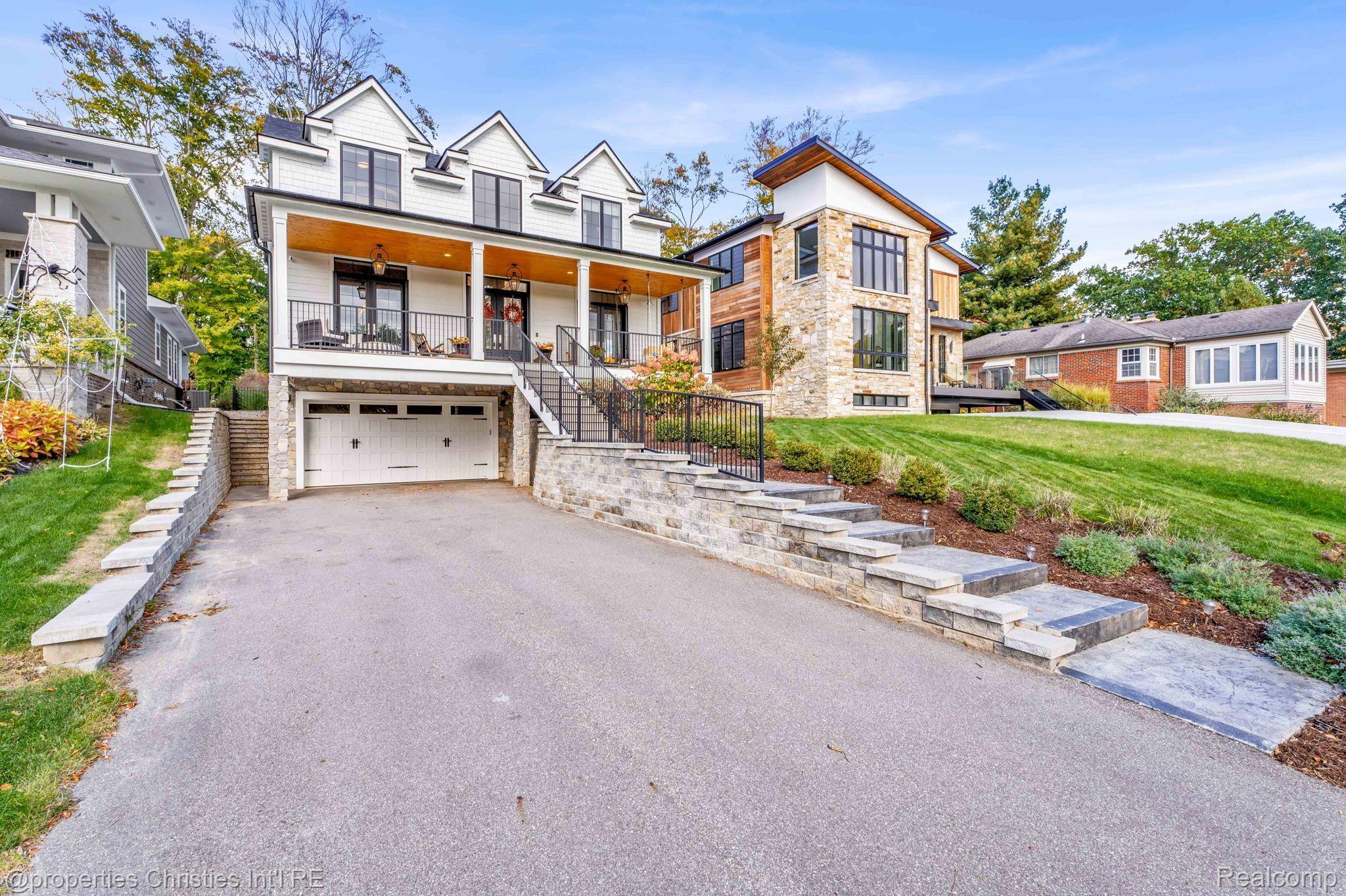 2829 VINSETTA Boulevard