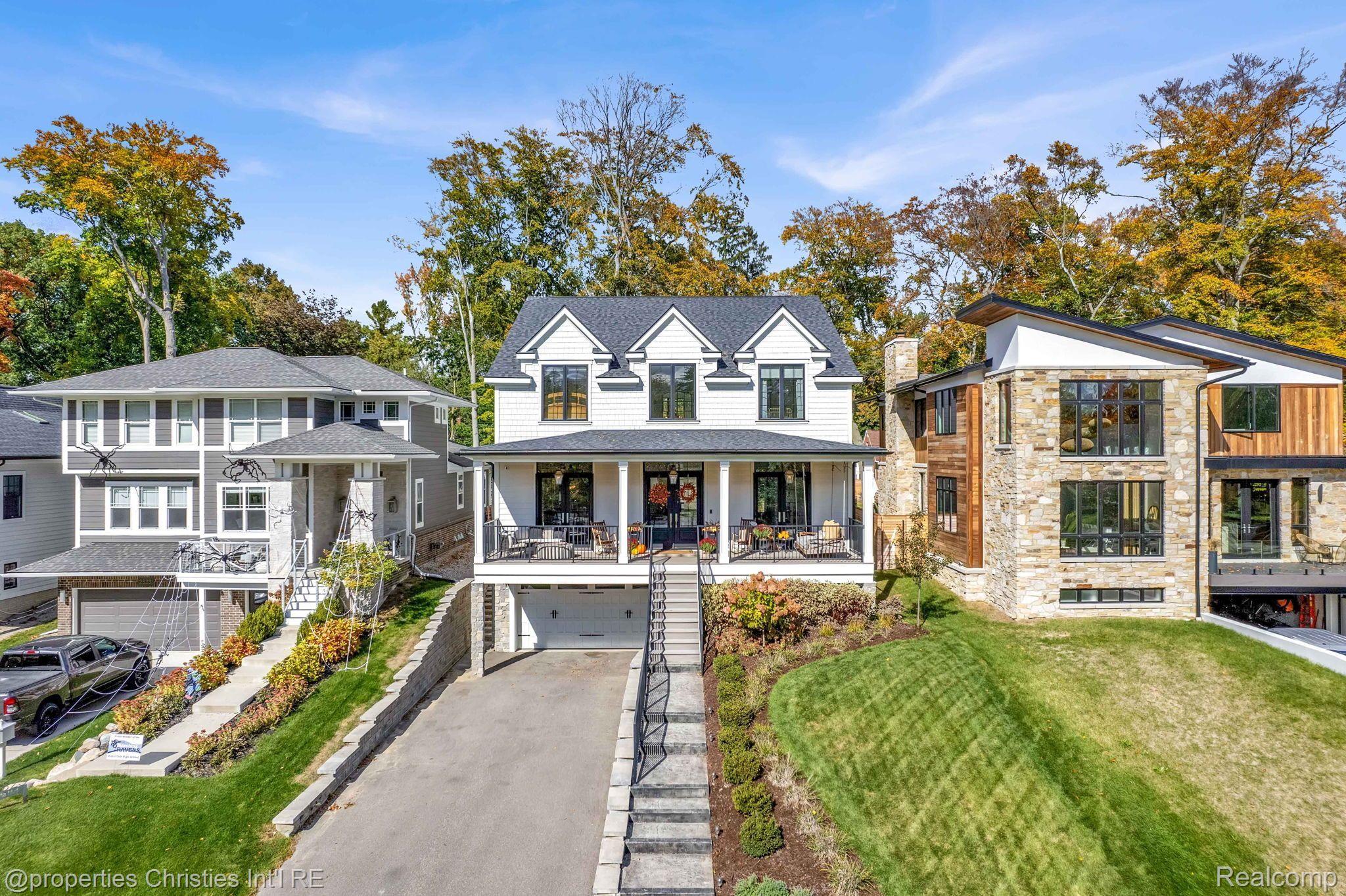2829 VINSETTA Boulevard