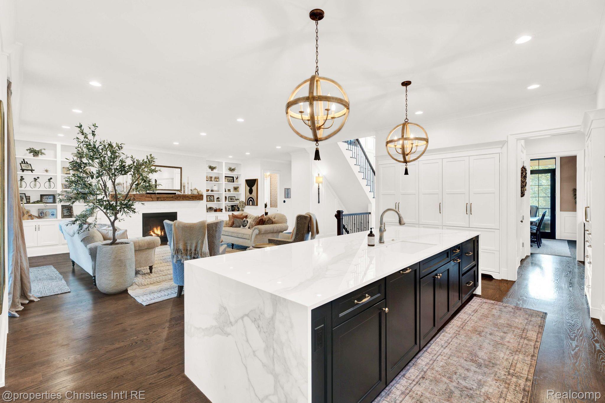 2829 VINSETTA Boulevard