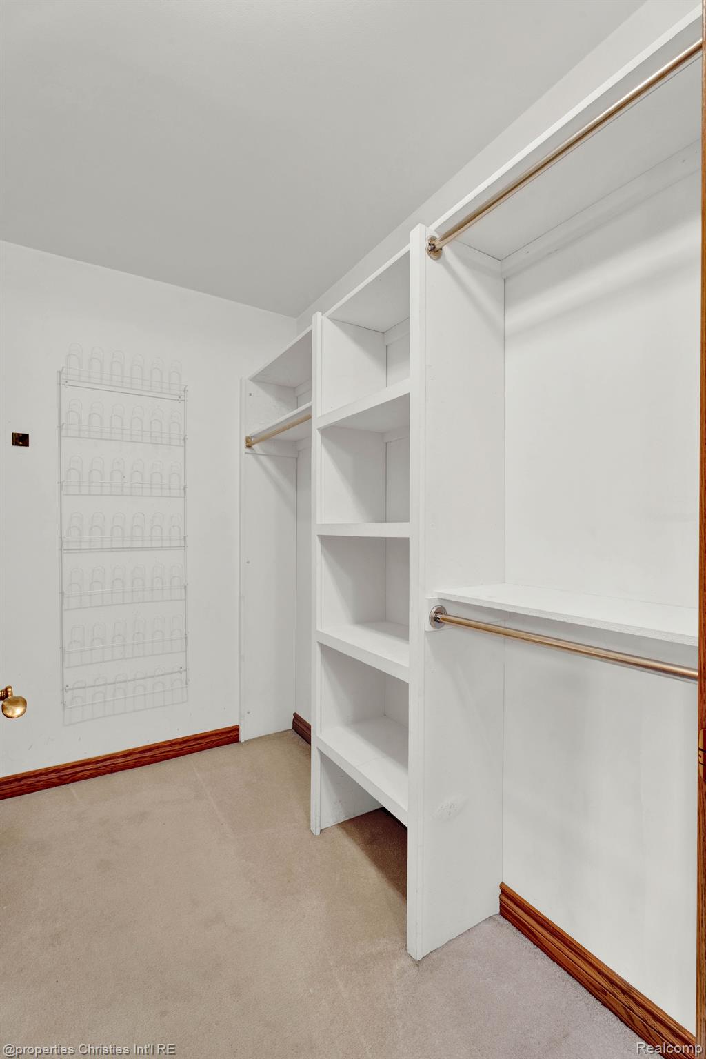 2160 Reagan Drive
