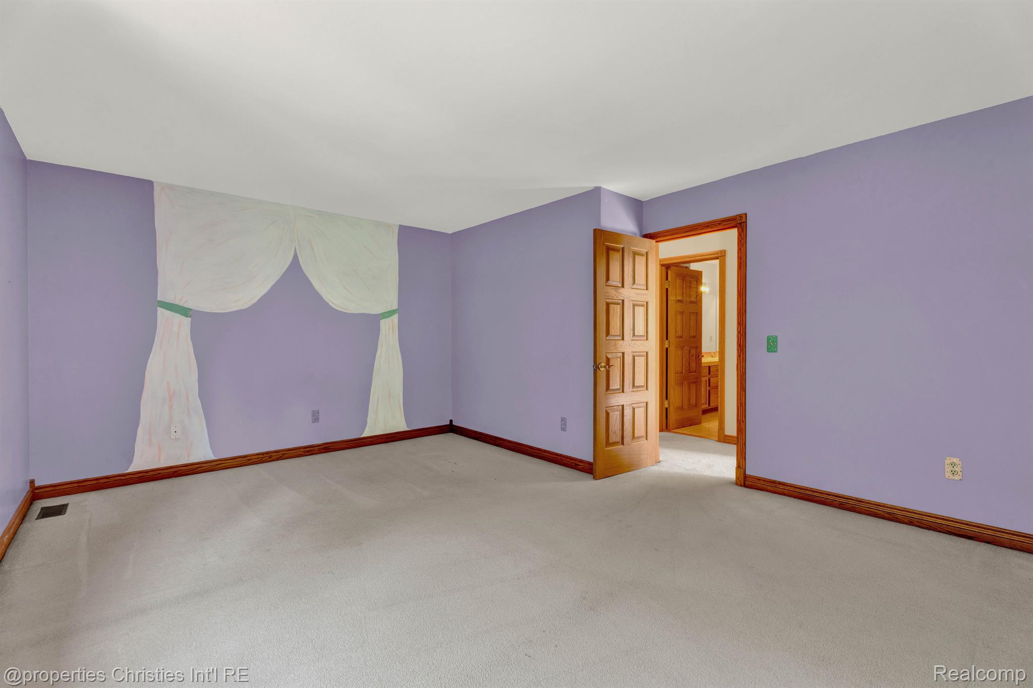2160 Reagan Drive