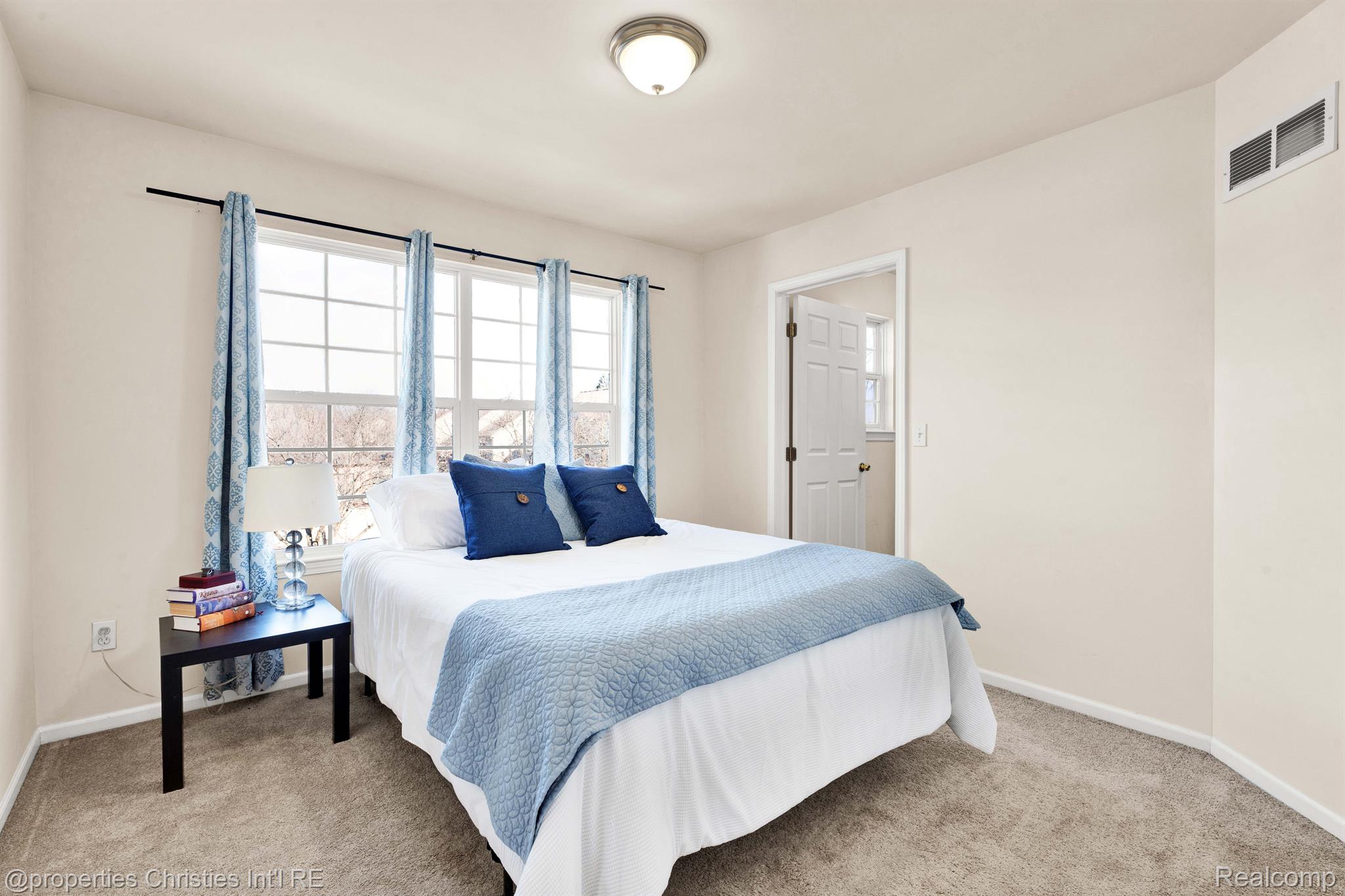 2597 Blue Heron Lane