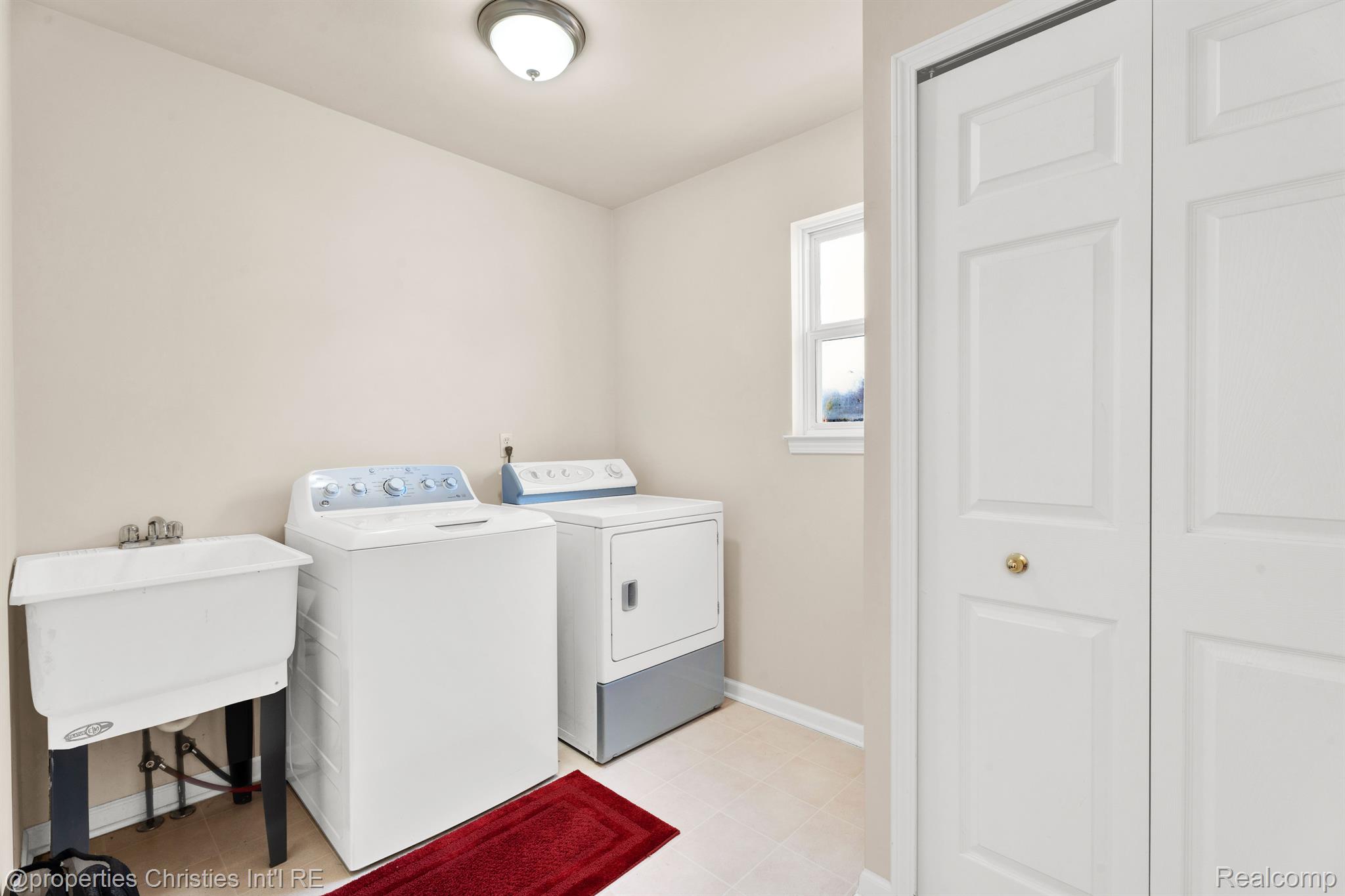 2597 Blue Heron Lane