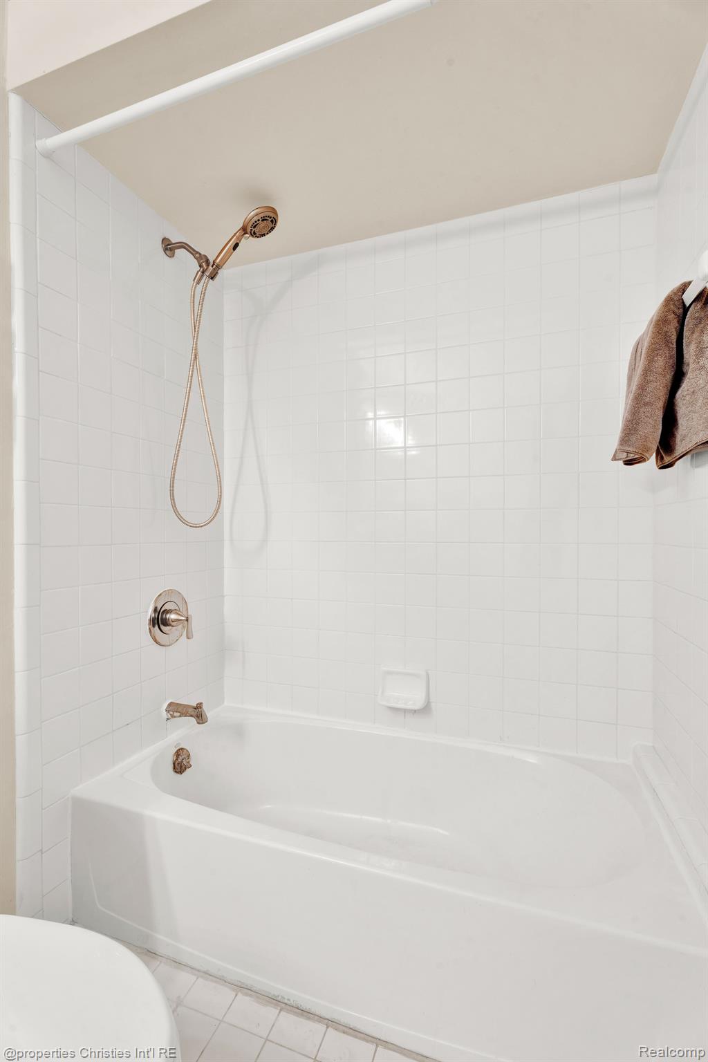 2597 Blue Heron Lane