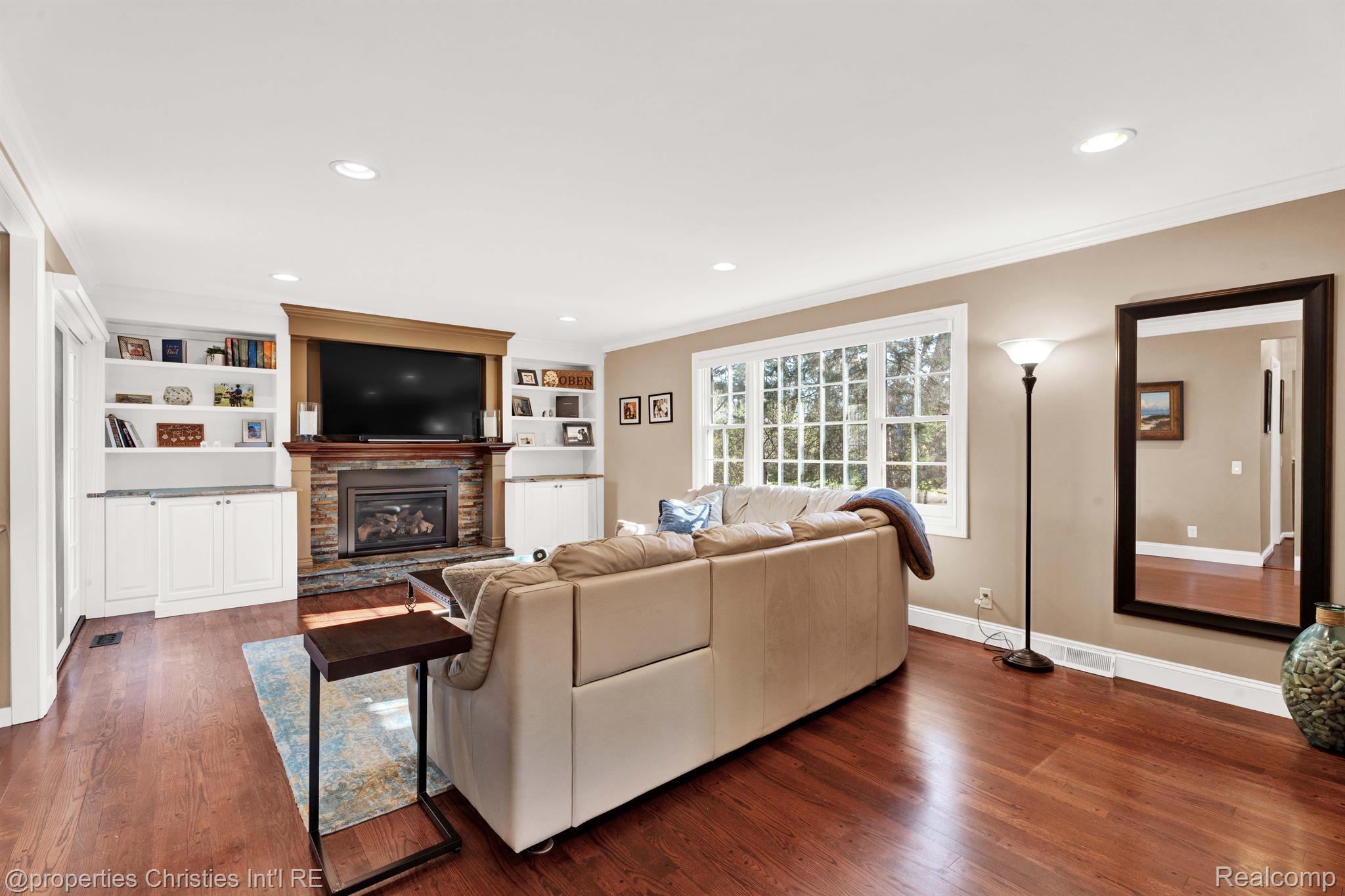 1360 Indian Mound E