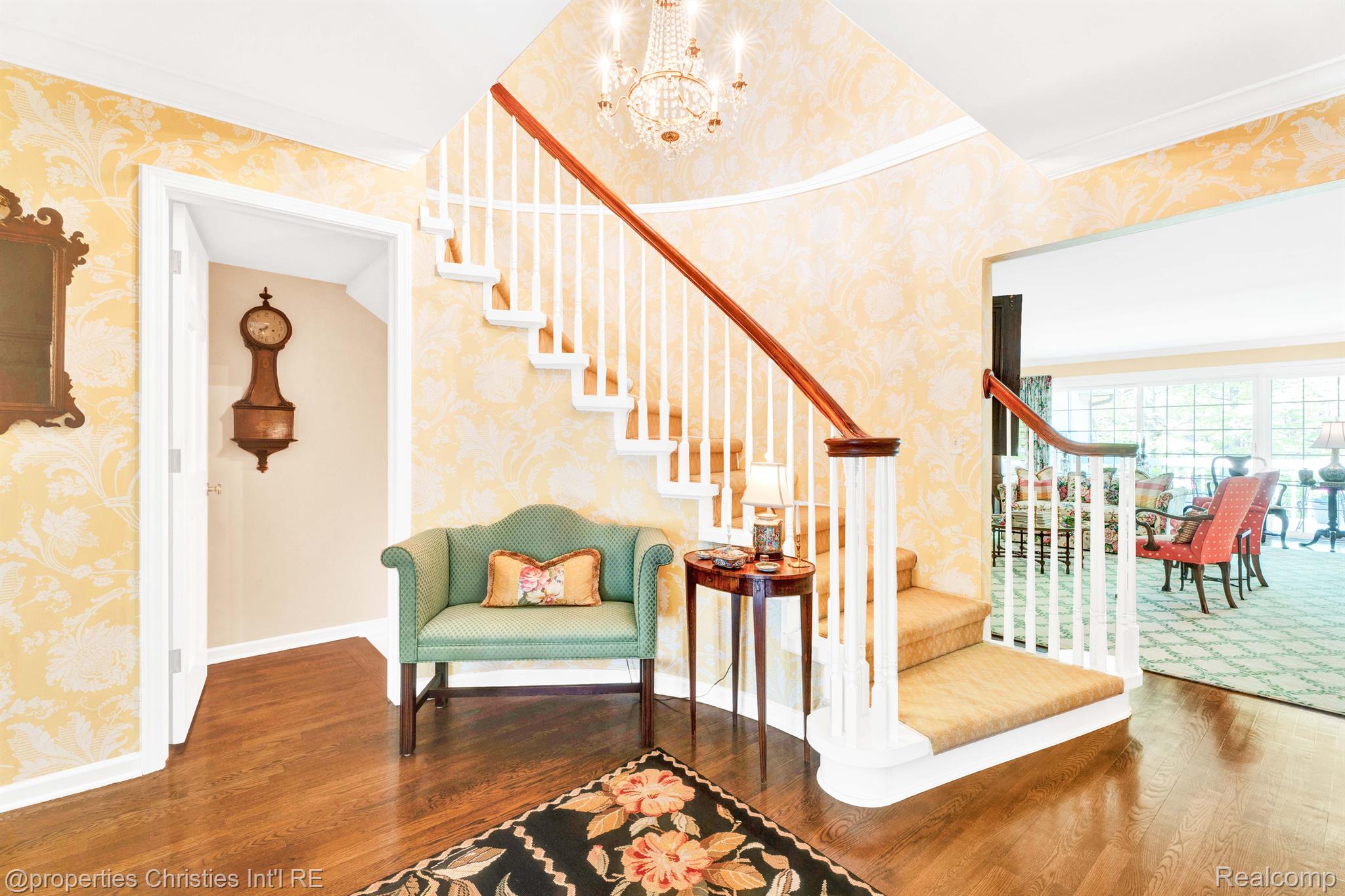 22366 VALLEY OAKS Drive