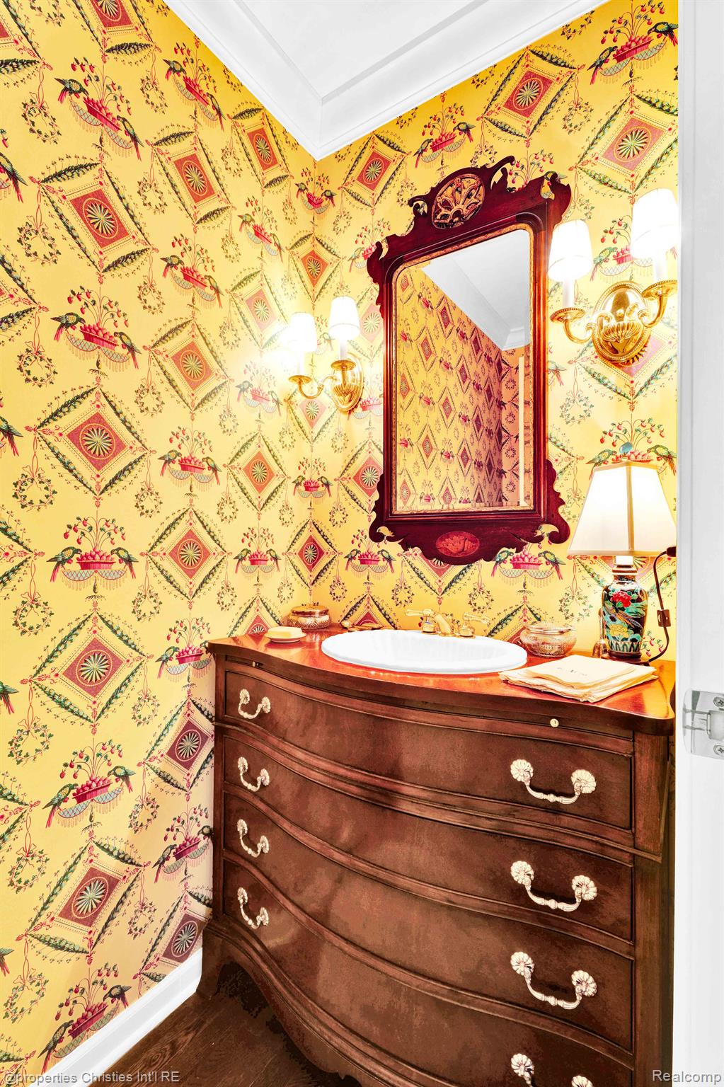 22366 VALLEY OAKS Drive