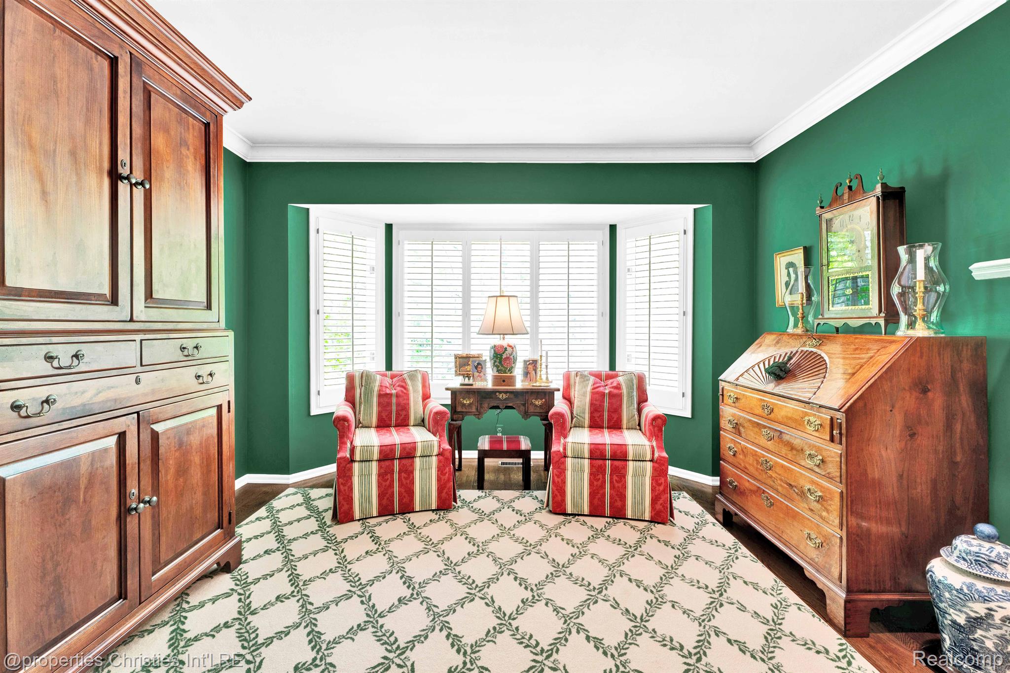 22366 VALLEY OAKS Drive