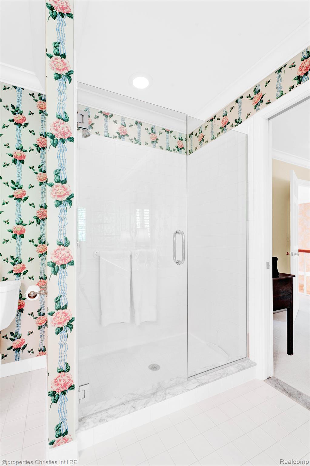 22366 VALLEY OAKS Drive