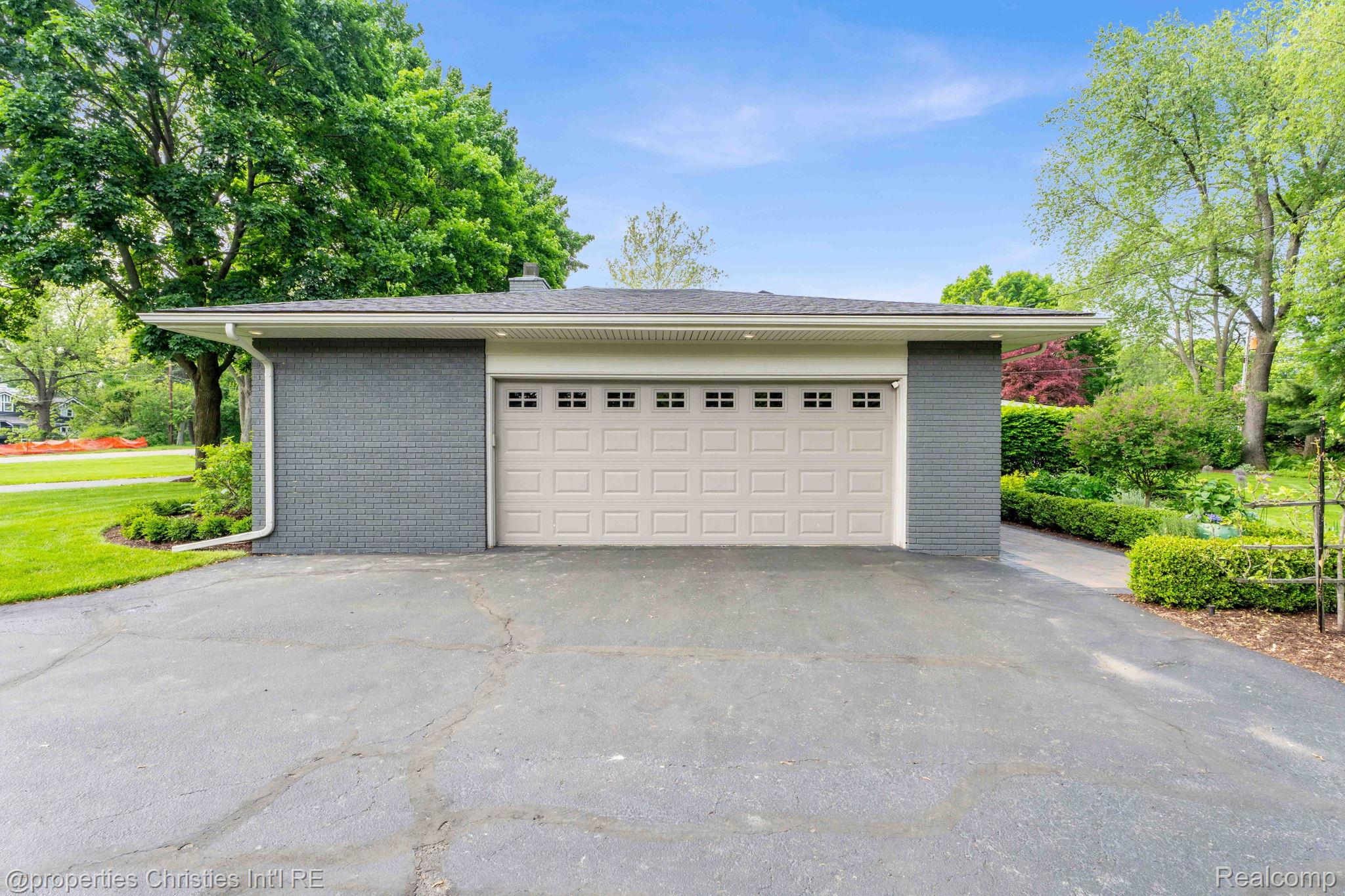 3365 Bloomcrest Drive